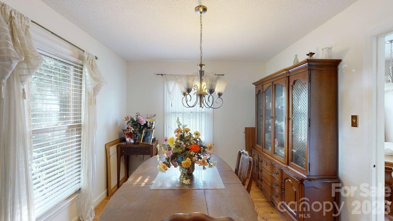 2605 Kimberly Drive — Monroe