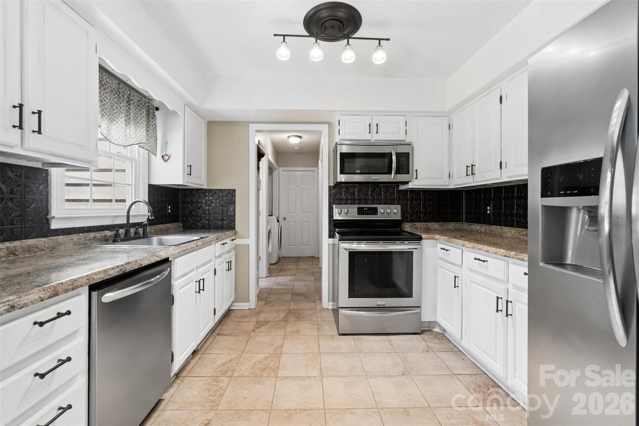 302 Nottingham Way — Wadesboro