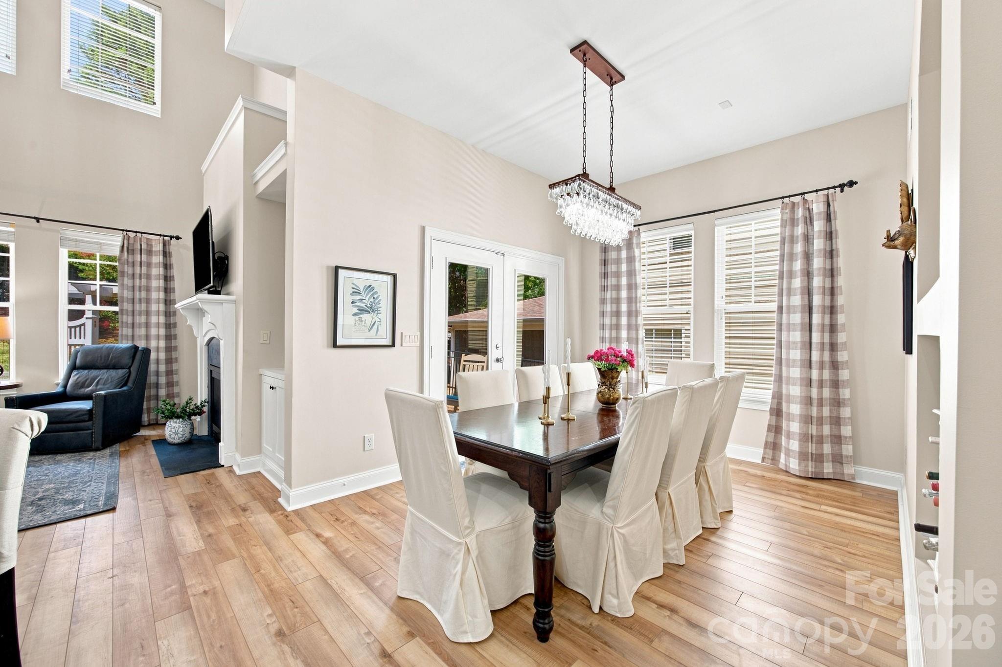 8025 Cottsbrooke Drive — Huntersville