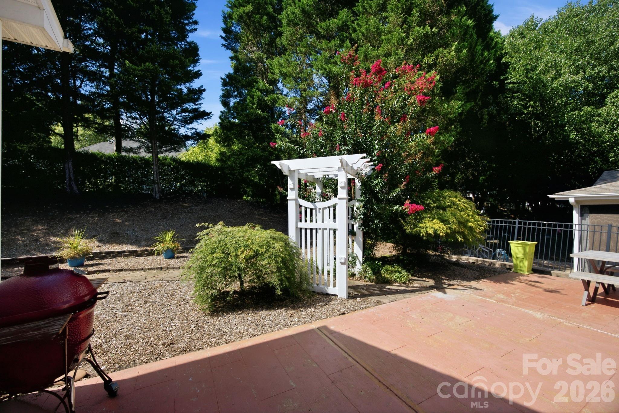 8025 Cottsbrooke Drive — Huntersville