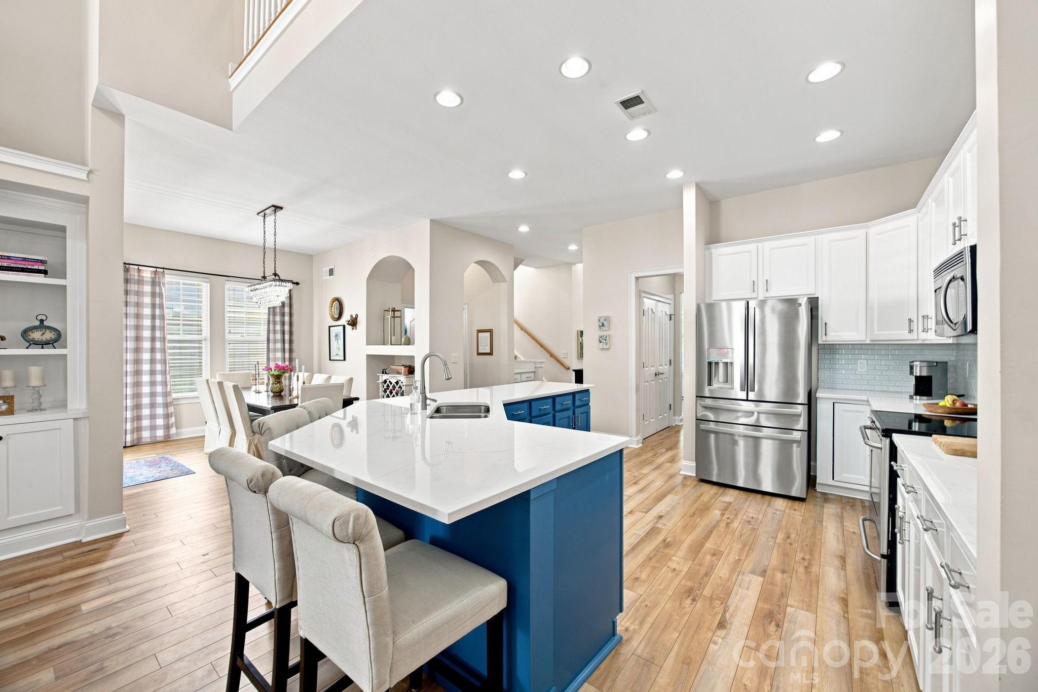 8025 Cottsbrooke Drive — Huntersville