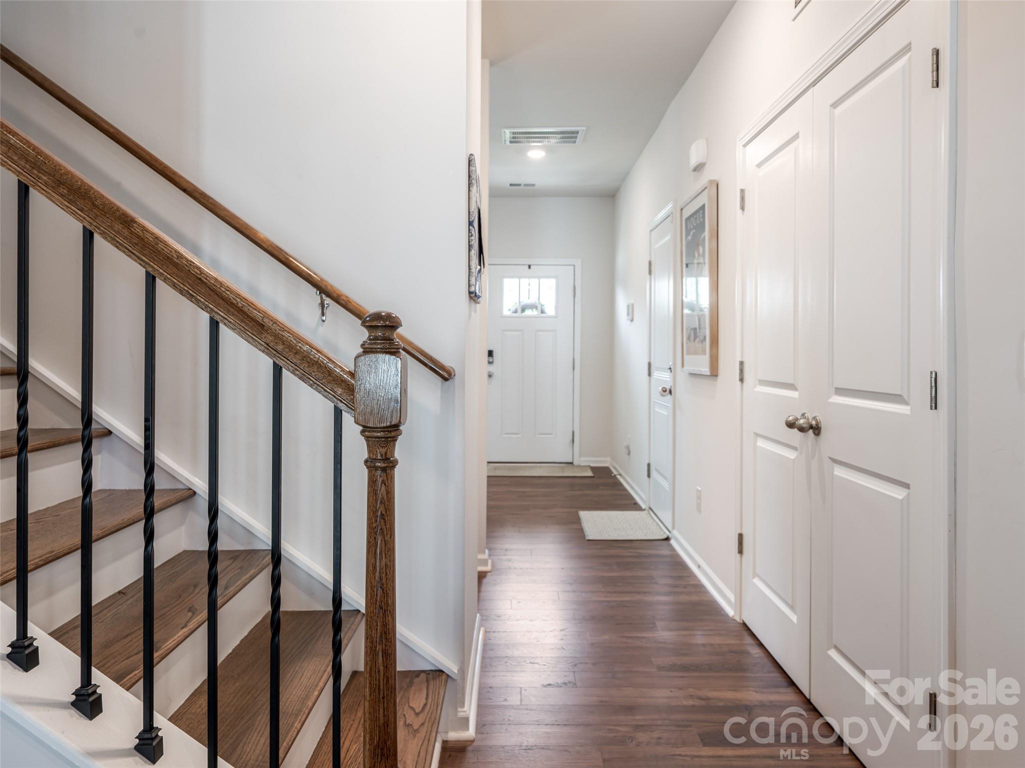 596 Country Oak Drive — Asheville
