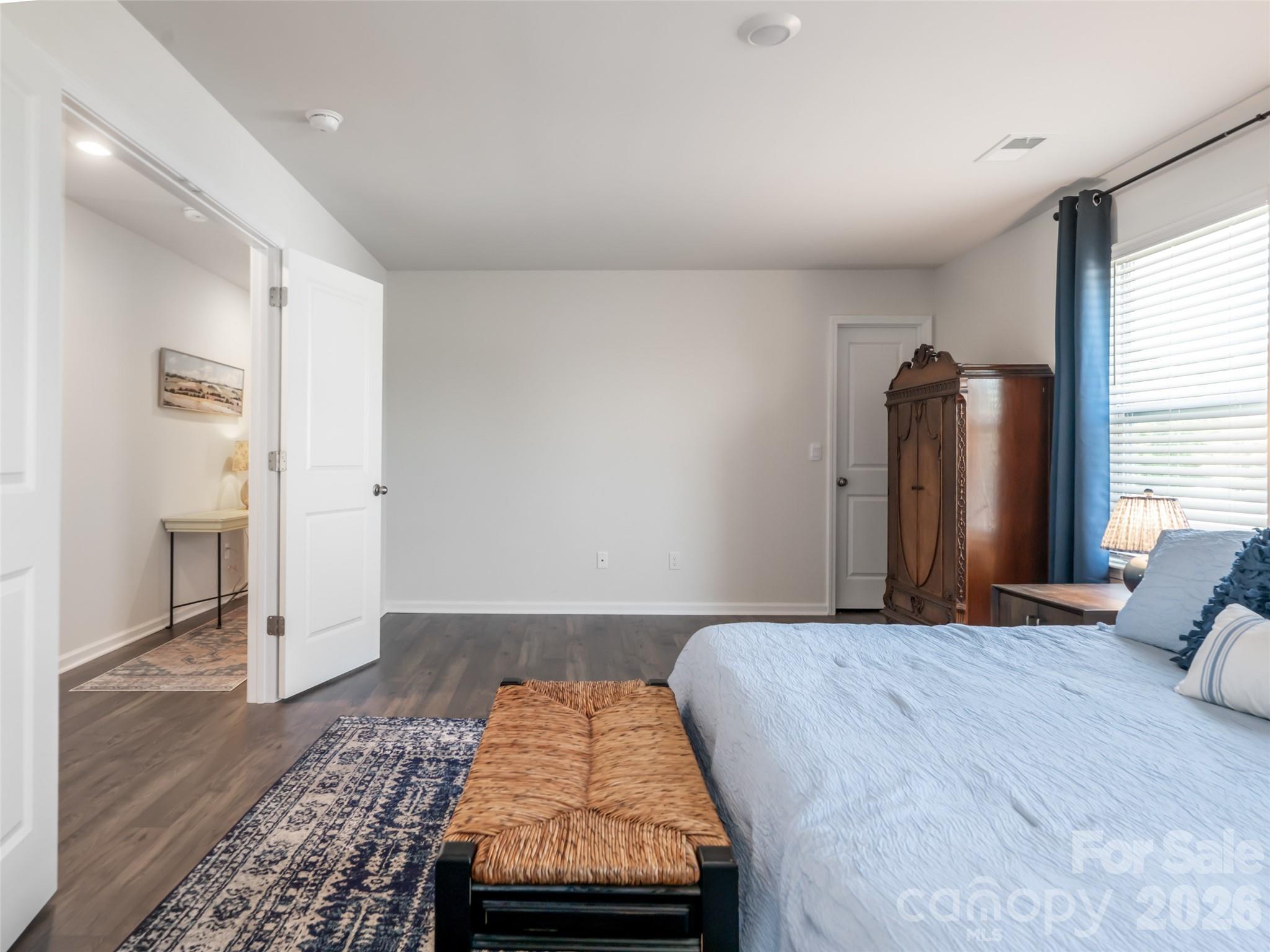 596 Country Oak Drive — Asheville