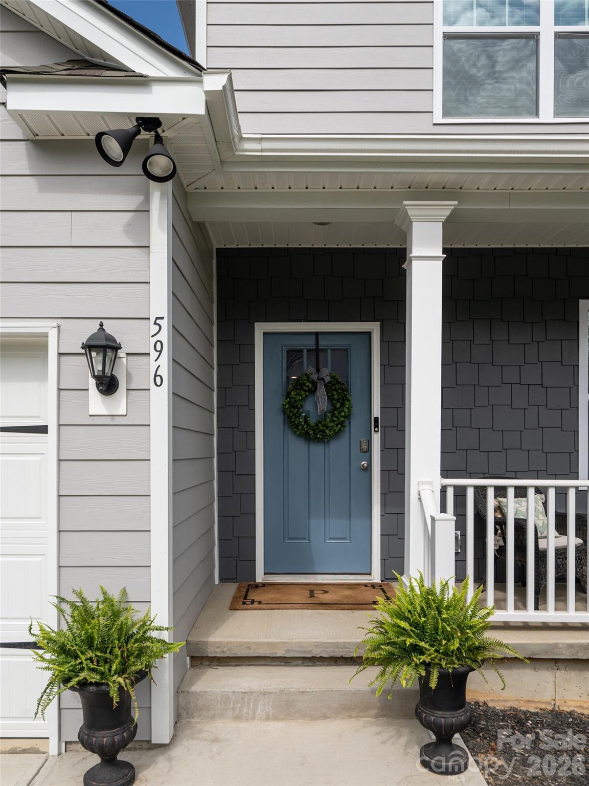596 Country Oak Drive — Asheville
