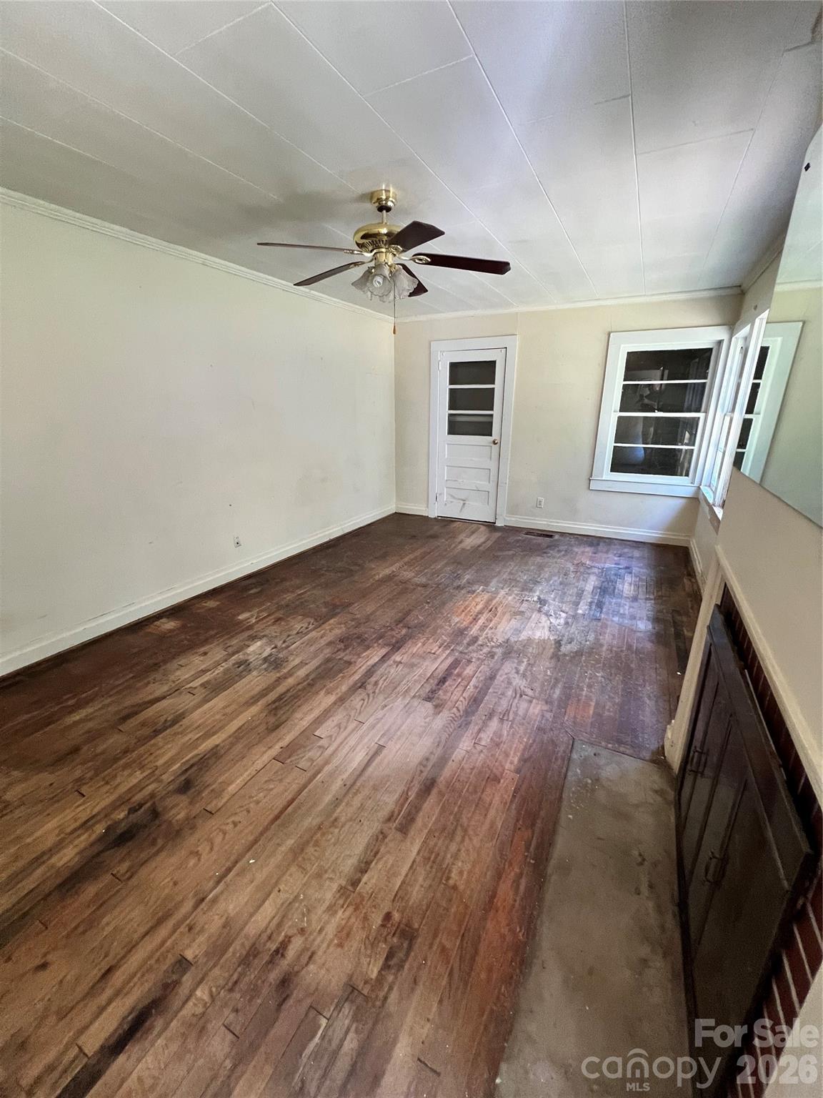 215 Factory Street — Biscoe
