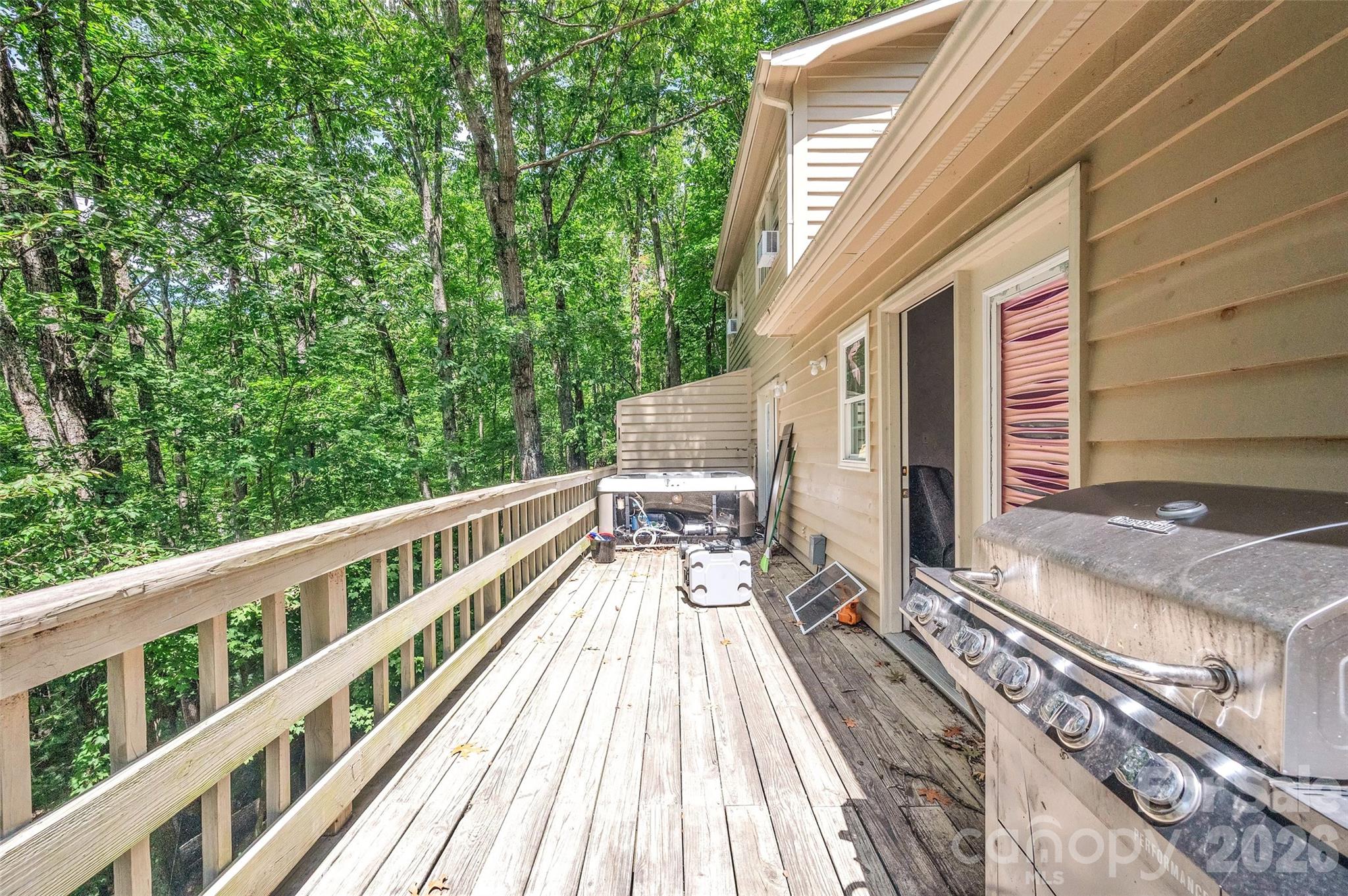 155 Horse Shoe Ridge Road E — Deep Gap