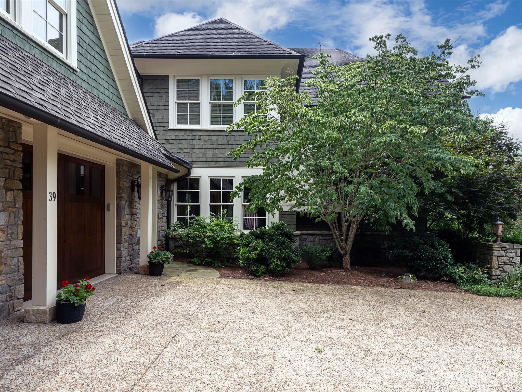 39 Beadle Lane — Asheville