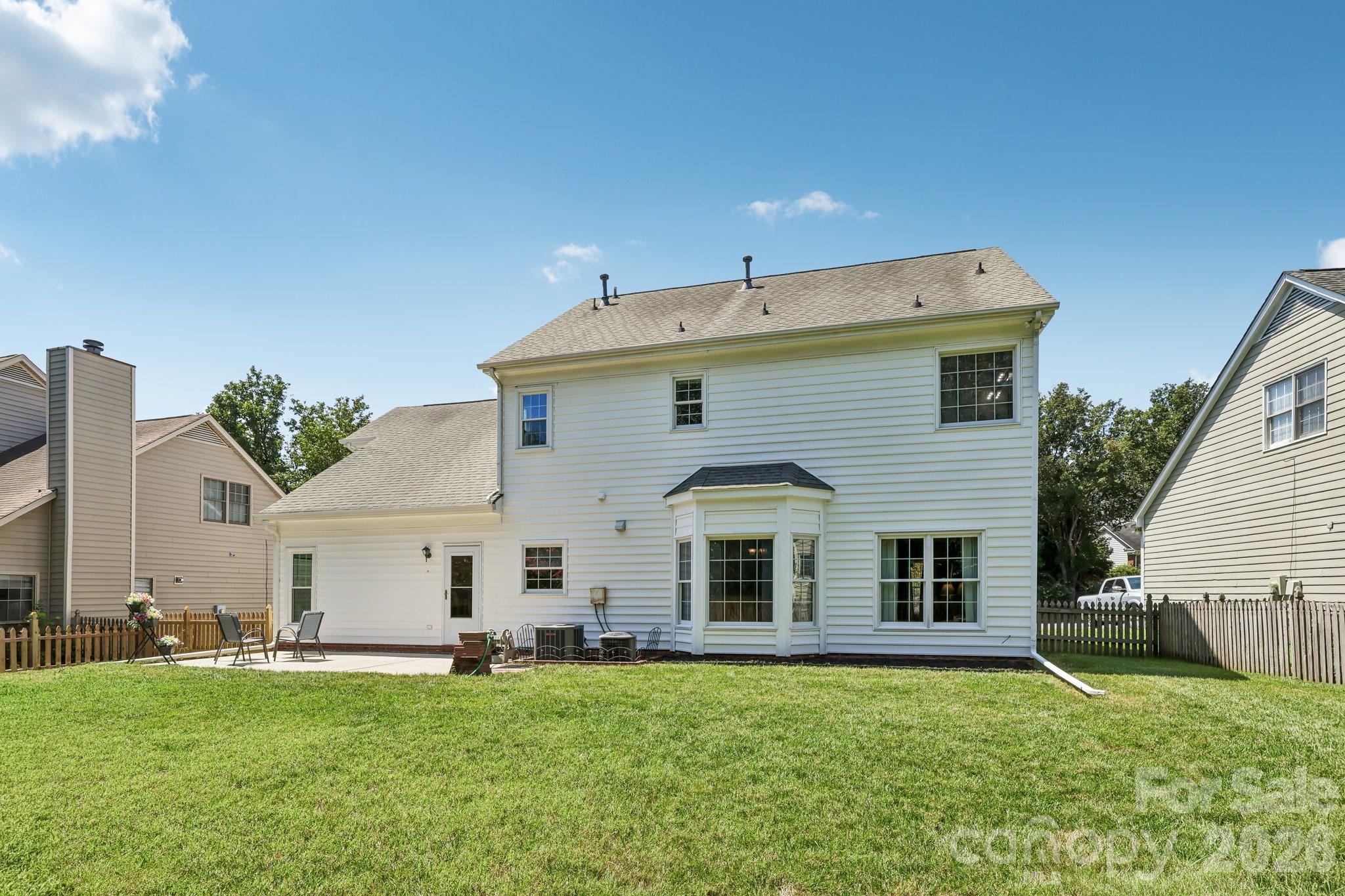 8504 Tamarron Drive — Charlotte