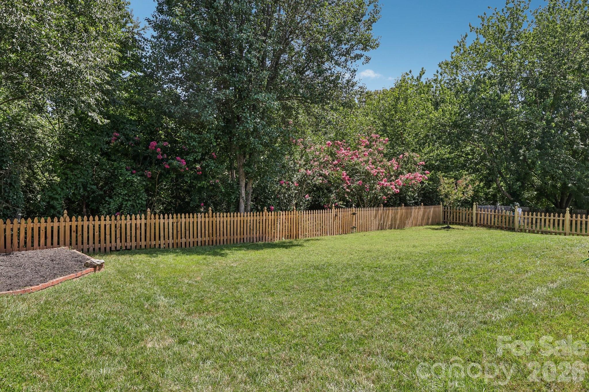 8504 Tamarron Drive — Charlotte