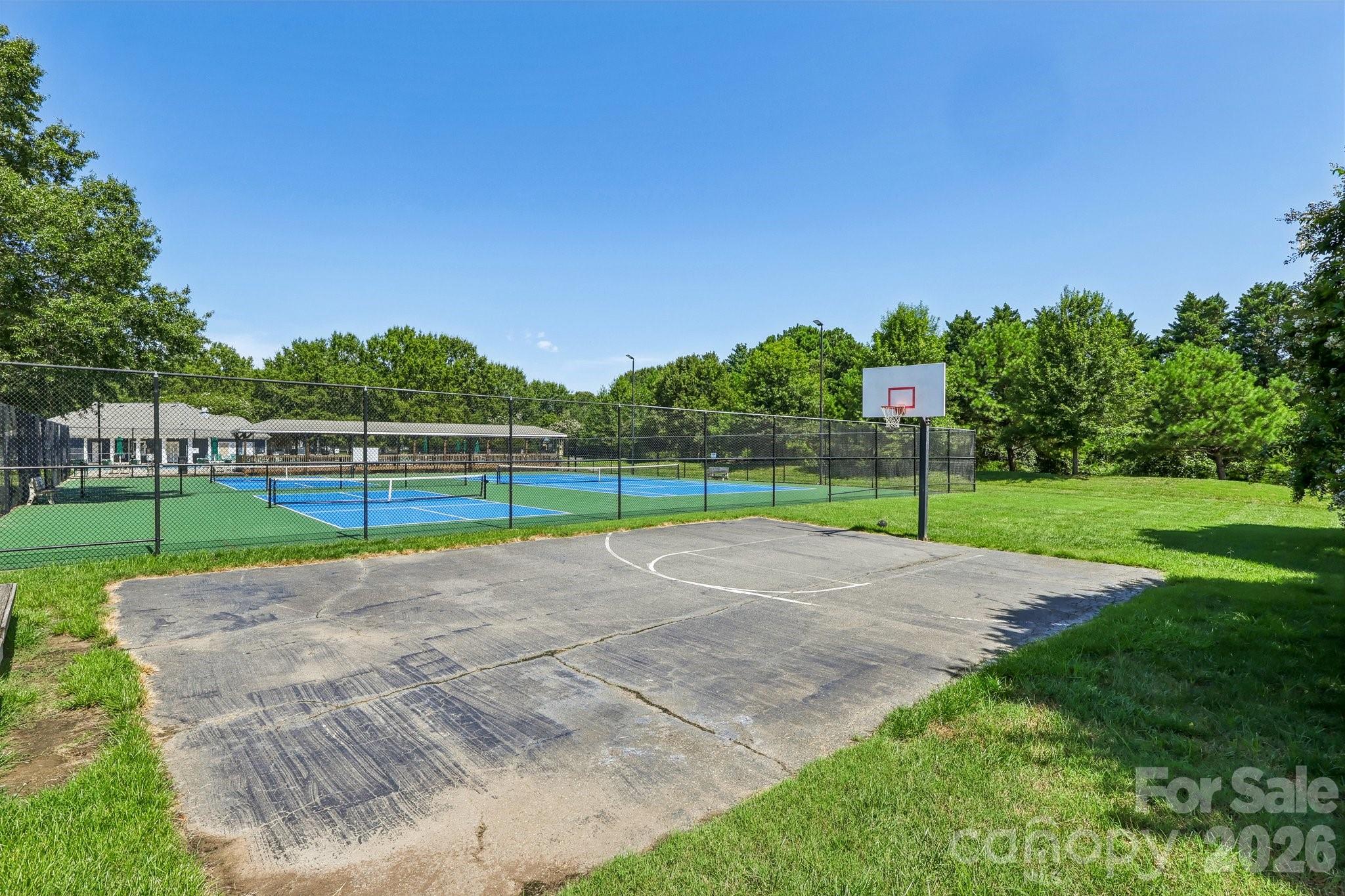 8504 Tamarron Drive — Charlotte