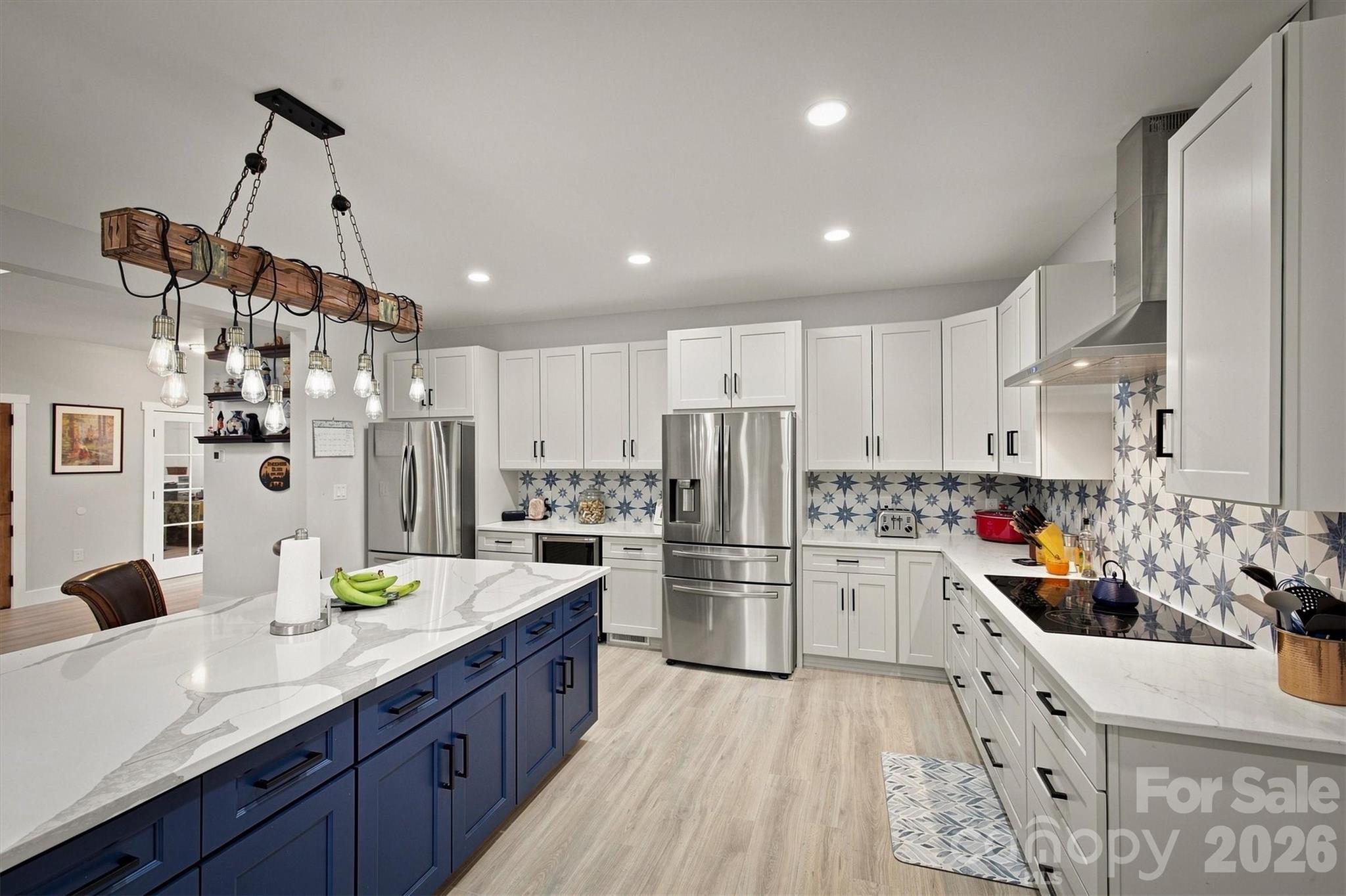 2371 W Paradise Harbor Drive — Connelly Springs