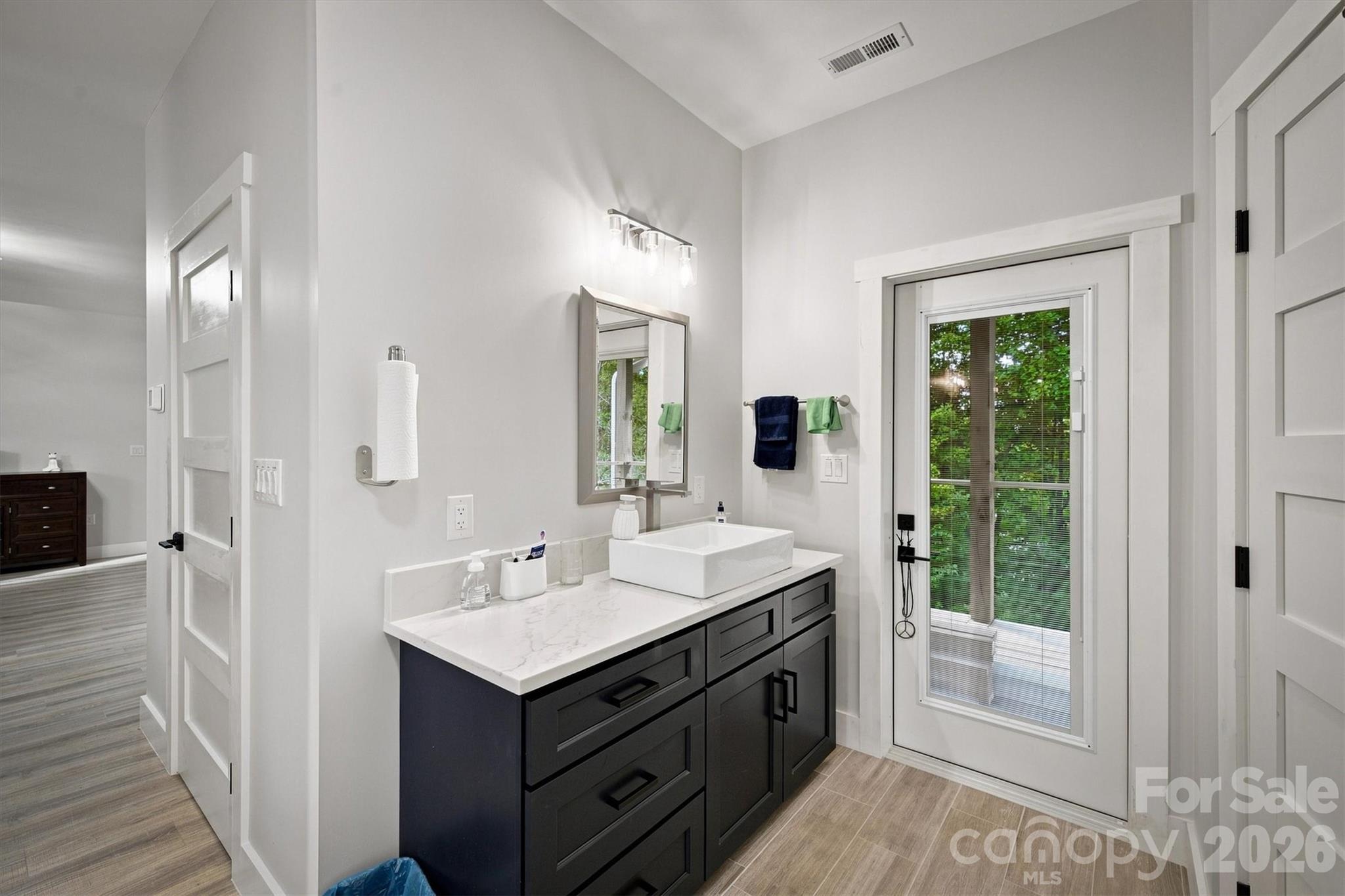 2371 W Paradise Harbor Drive — Connelly Springs