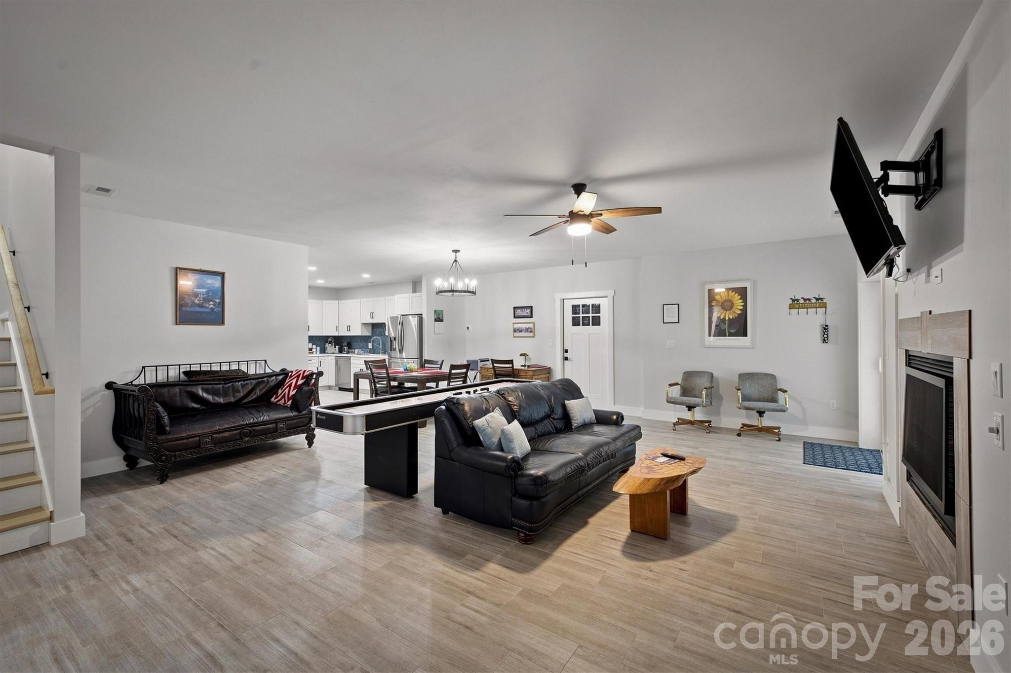 2371 W Paradise Harbor Drive — Connelly Springs
