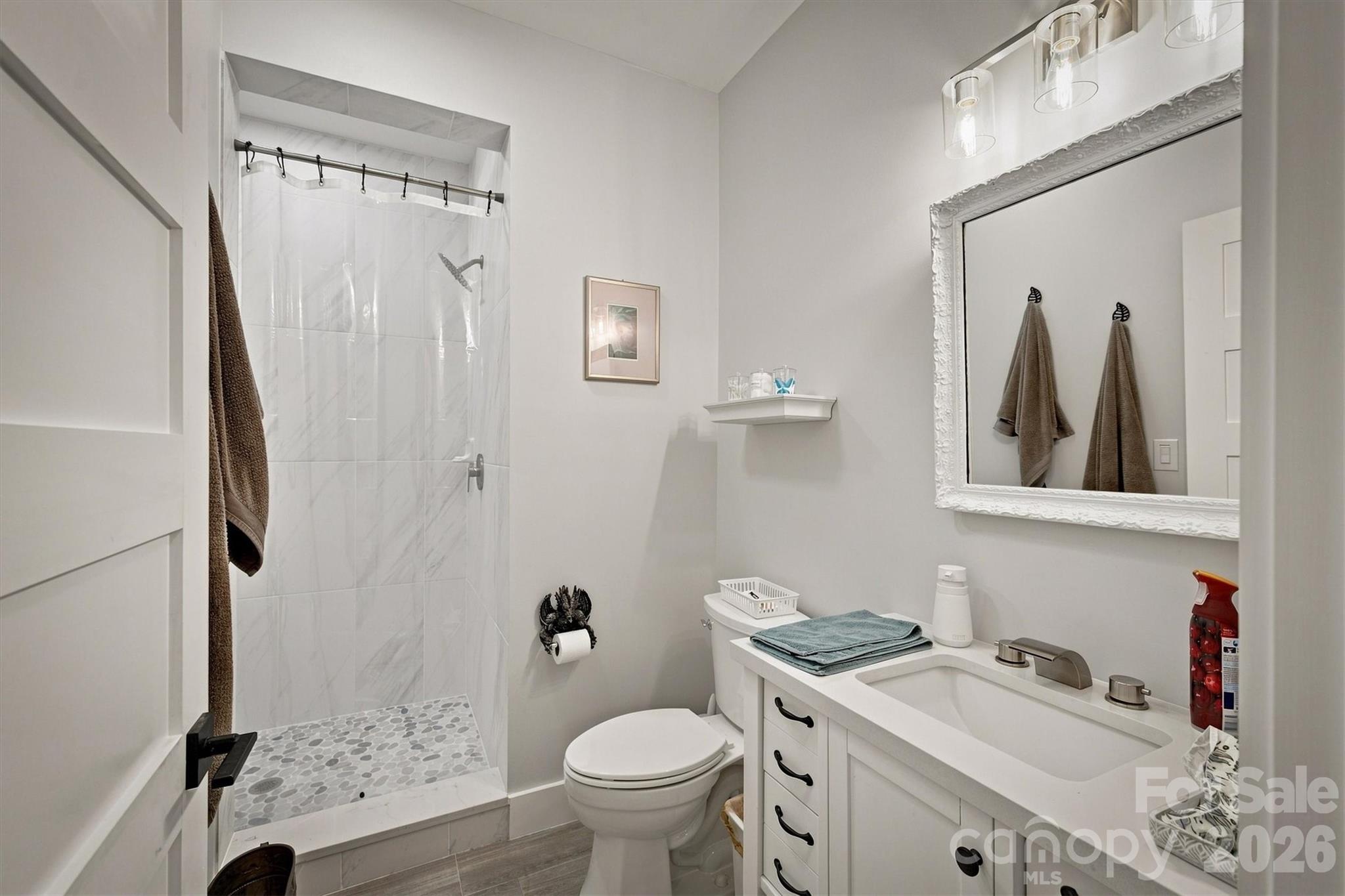 2371 W Paradise Harbor Drive — Connelly Springs