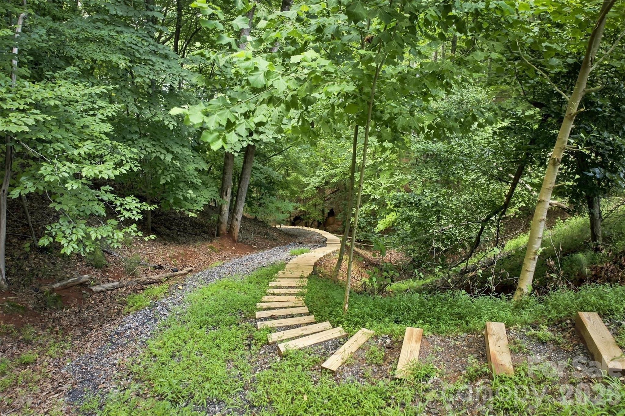 2371 W Paradise Harbor Drive — Connelly Springs