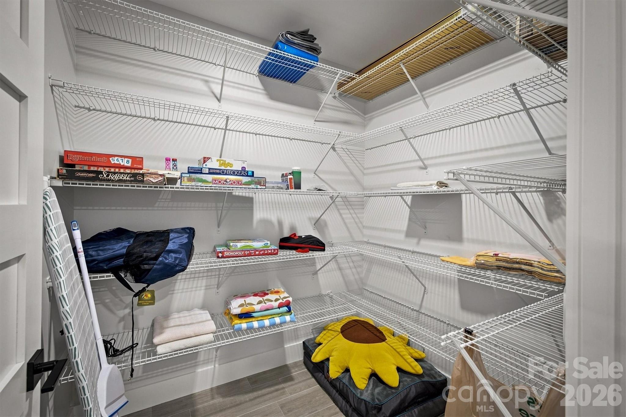 2371 W Paradise Harbor Drive — Connelly Springs