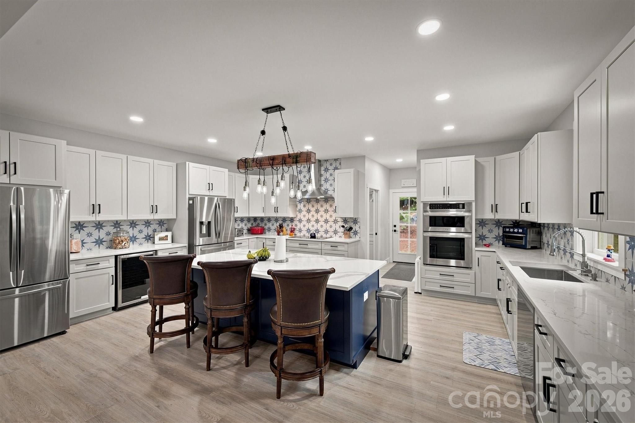 2371 W Paradise Harbor Drive — Connelly Springs