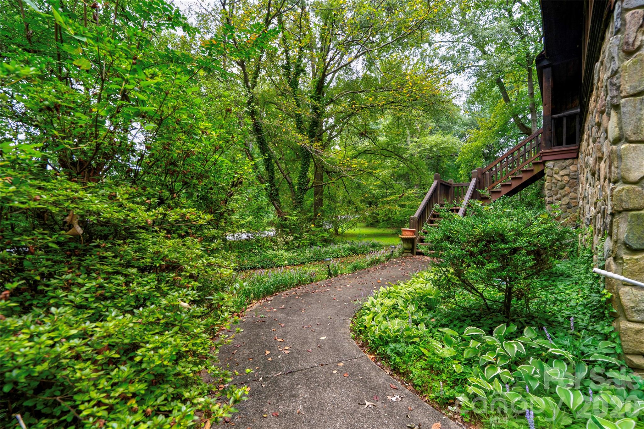 812 Southridge Drive — Kings Mountain