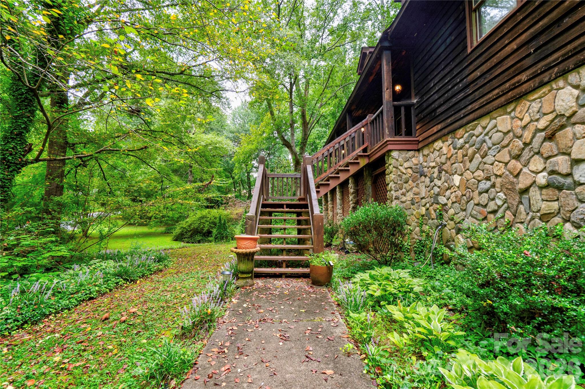 812 Southridge Drive — Kings Mountain