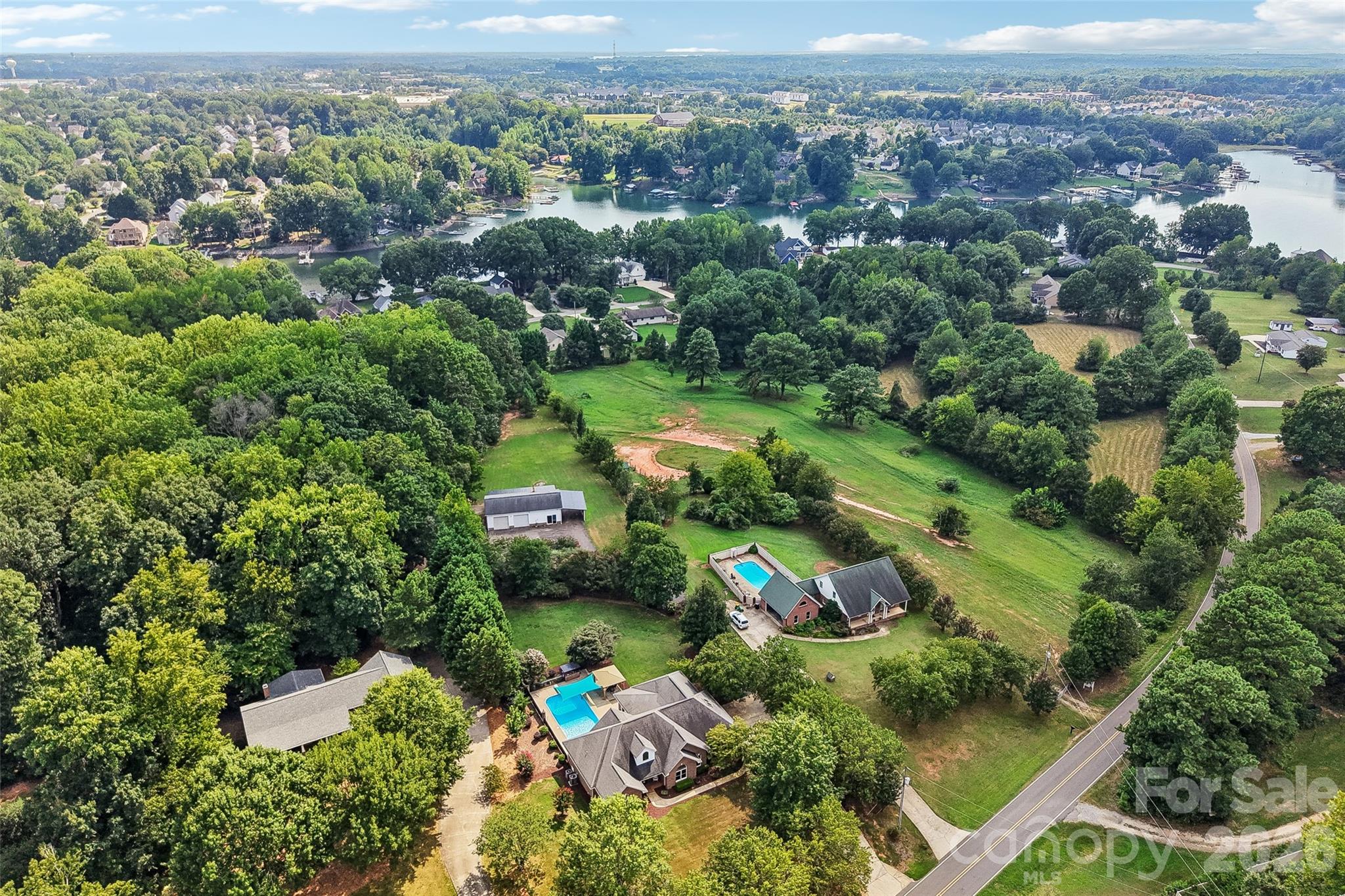 319 Big Indian Loop — Mooresville