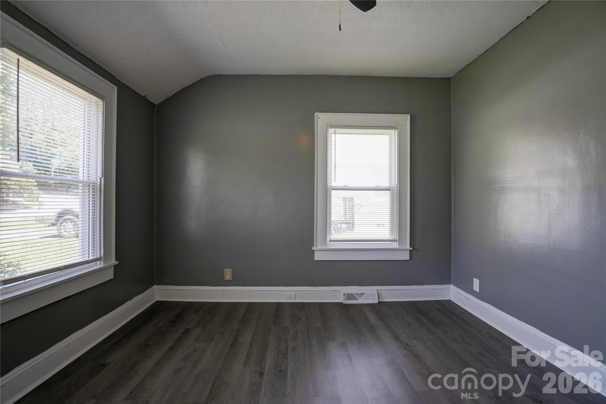 605 Meadowbrook Road — Kings Mountain