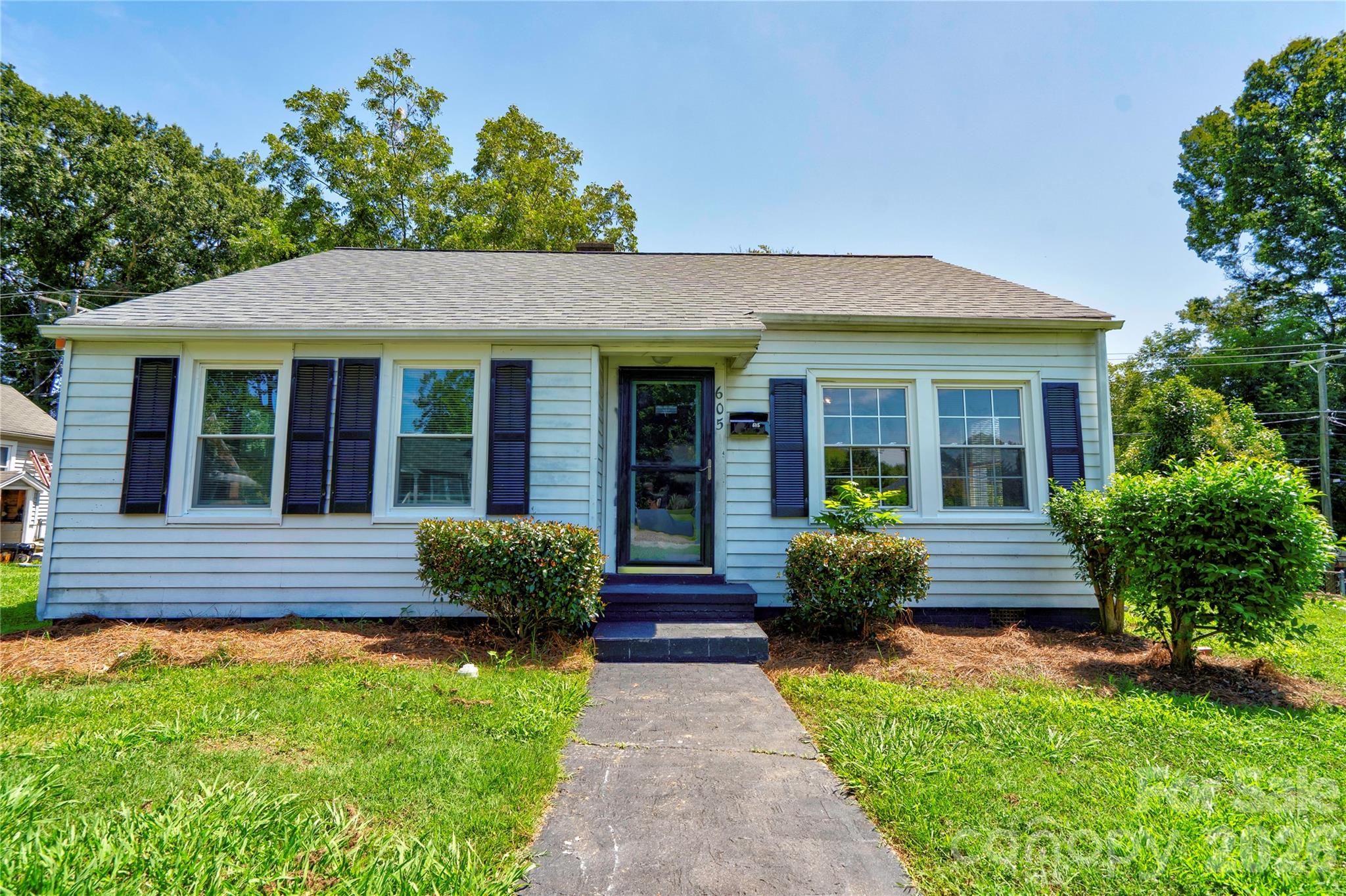 605 Meadowbrook Road — Kings Mountain
