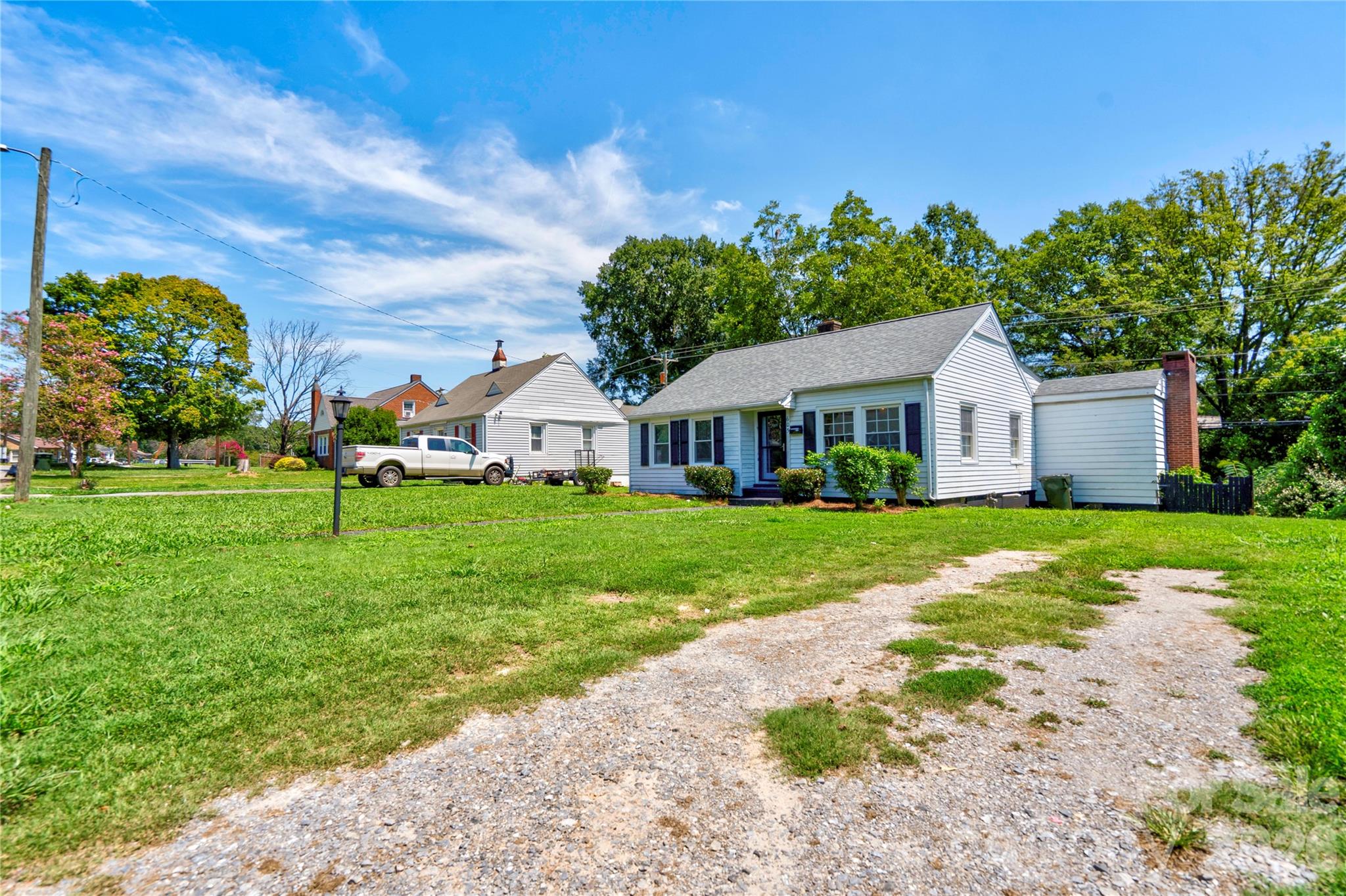605 Meadowbrook Road — Kings Mountain