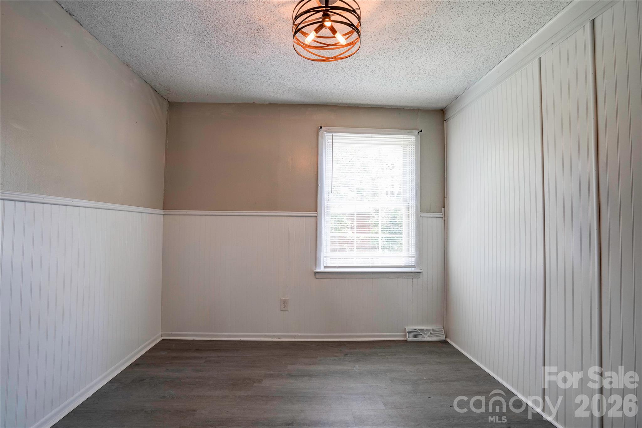 605 Meadowbrook Road — Kings Mountain