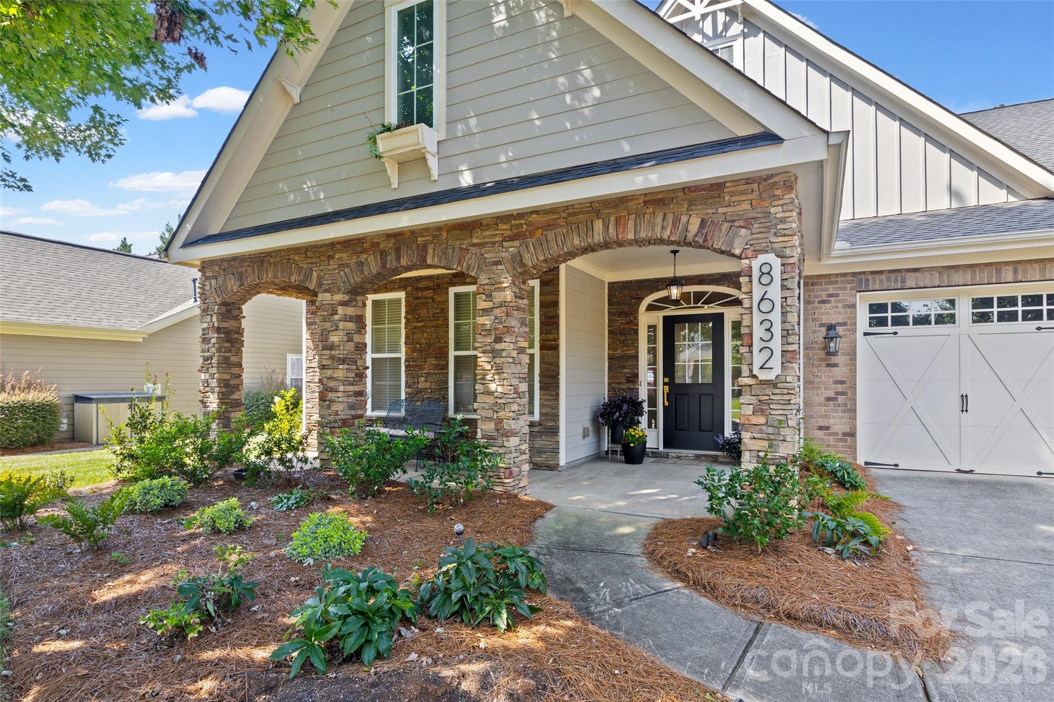 8632 Sequoia Grove Lane — Charlotte
