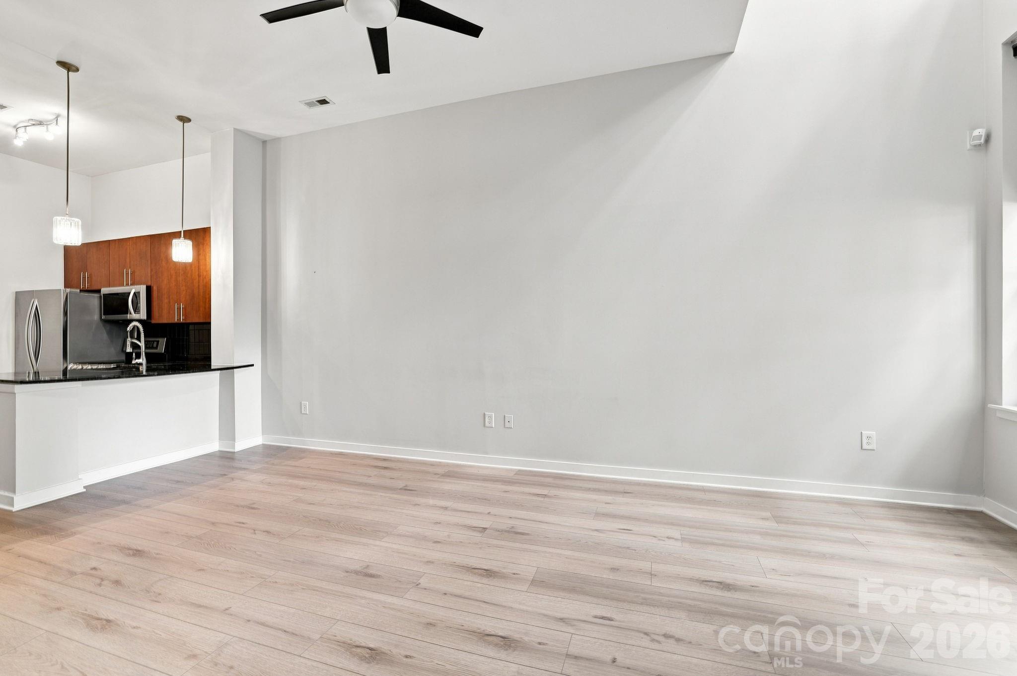 2125 Southend Drive #106 — Charlotte