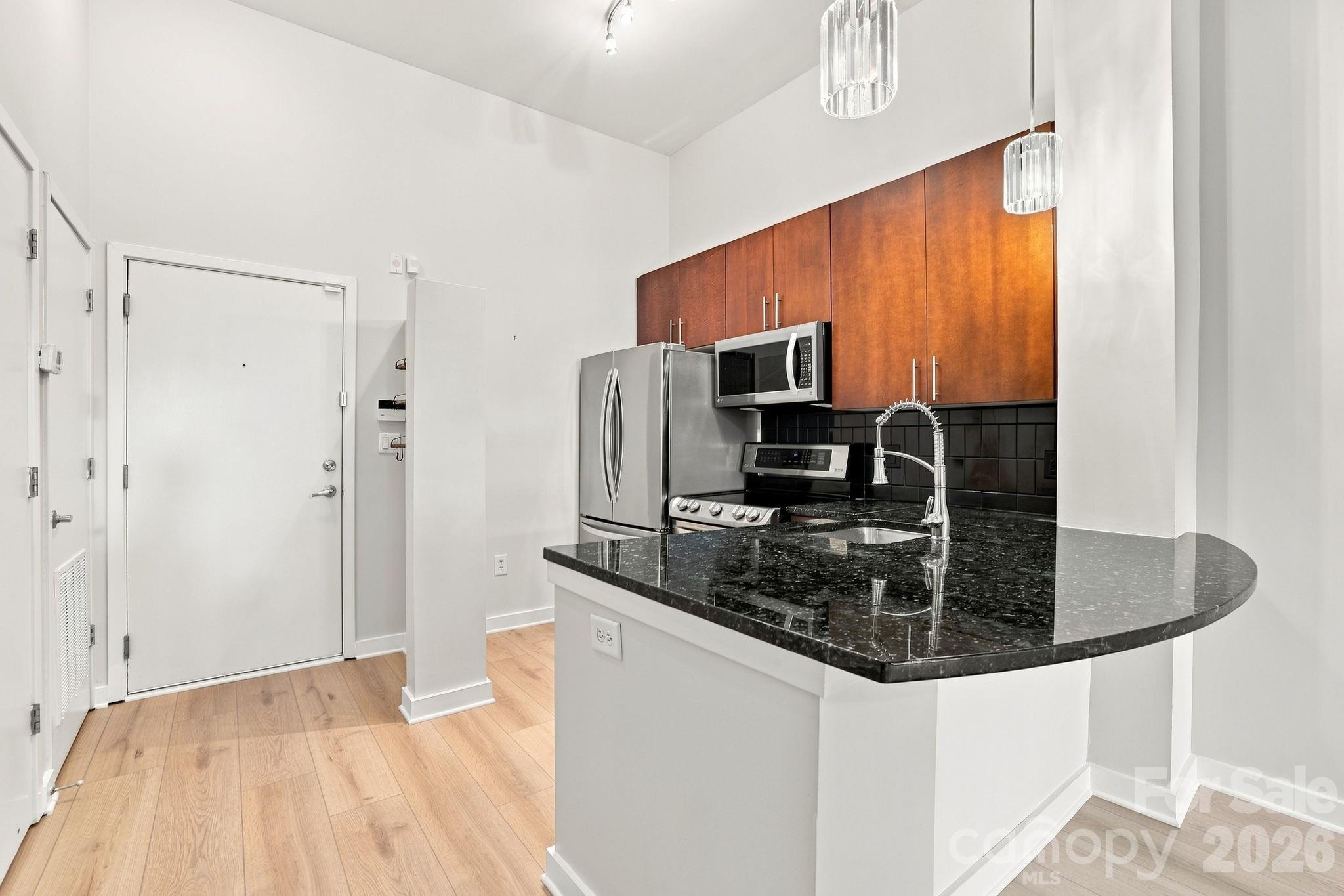 2125 Southend Drive #106 — Charlotte