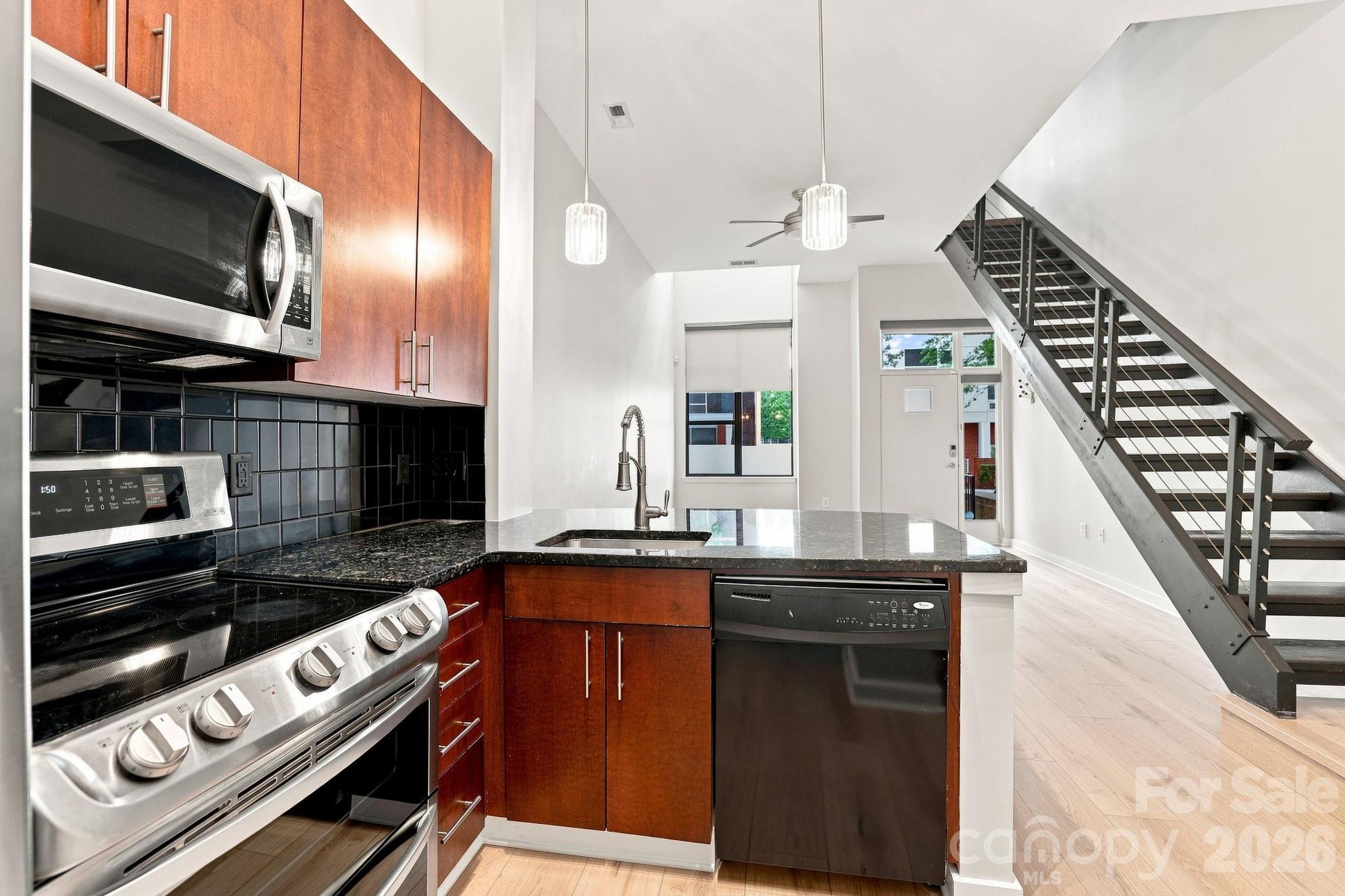 2125 Southend Drive #106 — Charlotte