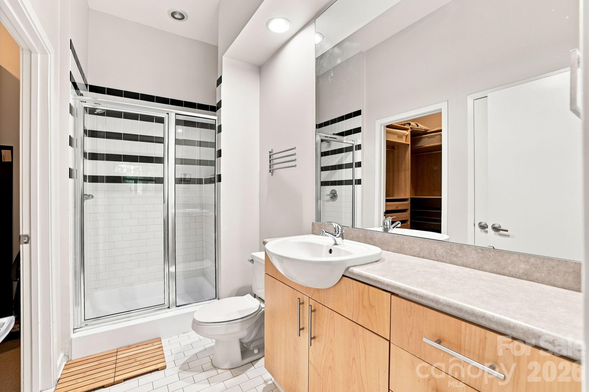 2125 Southend Drive #106 — Charlotte