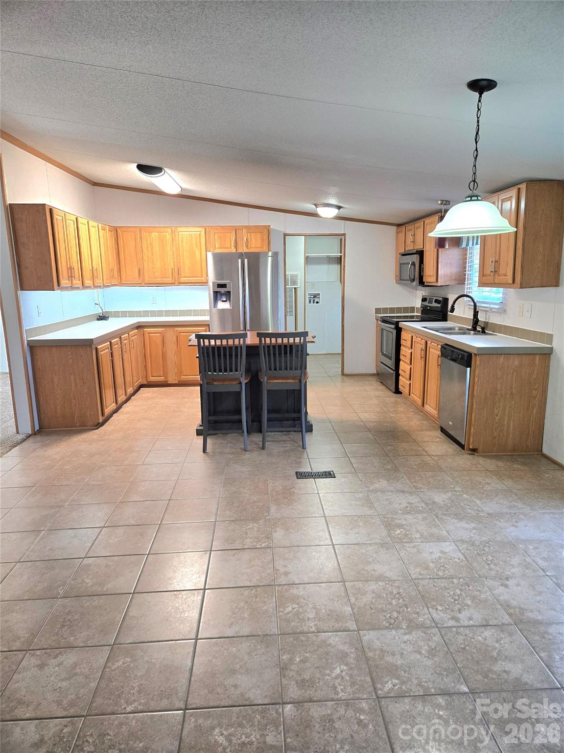 3449 Yount Road — Newton