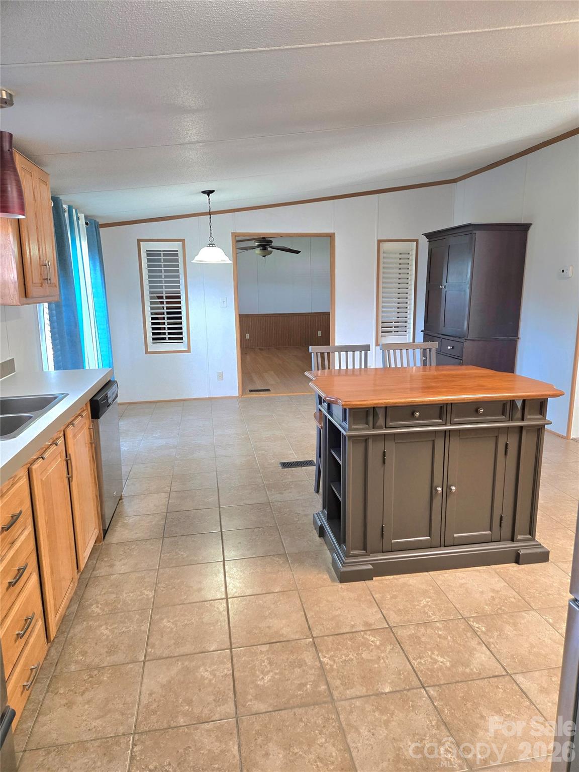 3449 Yount Road — Newton