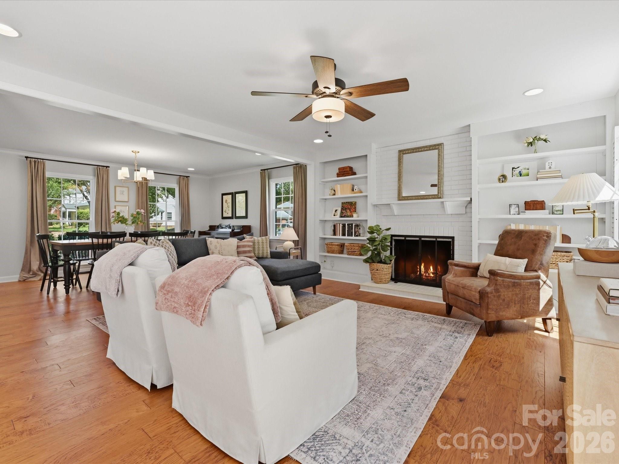 4638 DEANSCROFT Drive — Charlotte