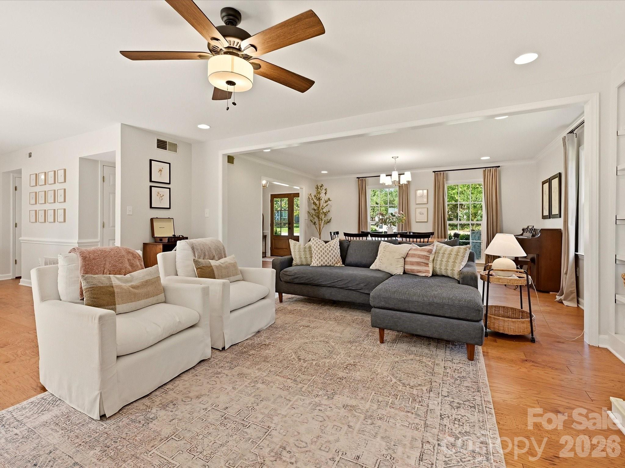 4638 DEANSCROFT Drive — Charlotte