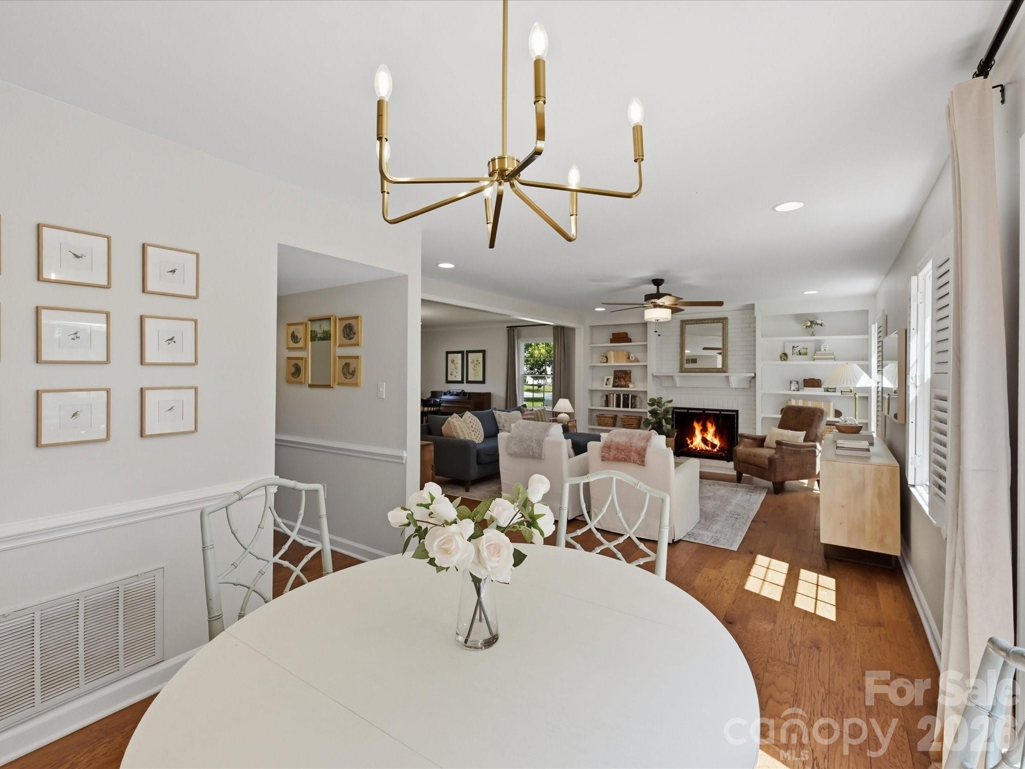 4638 DEANSCROFT Drive — Charlotte