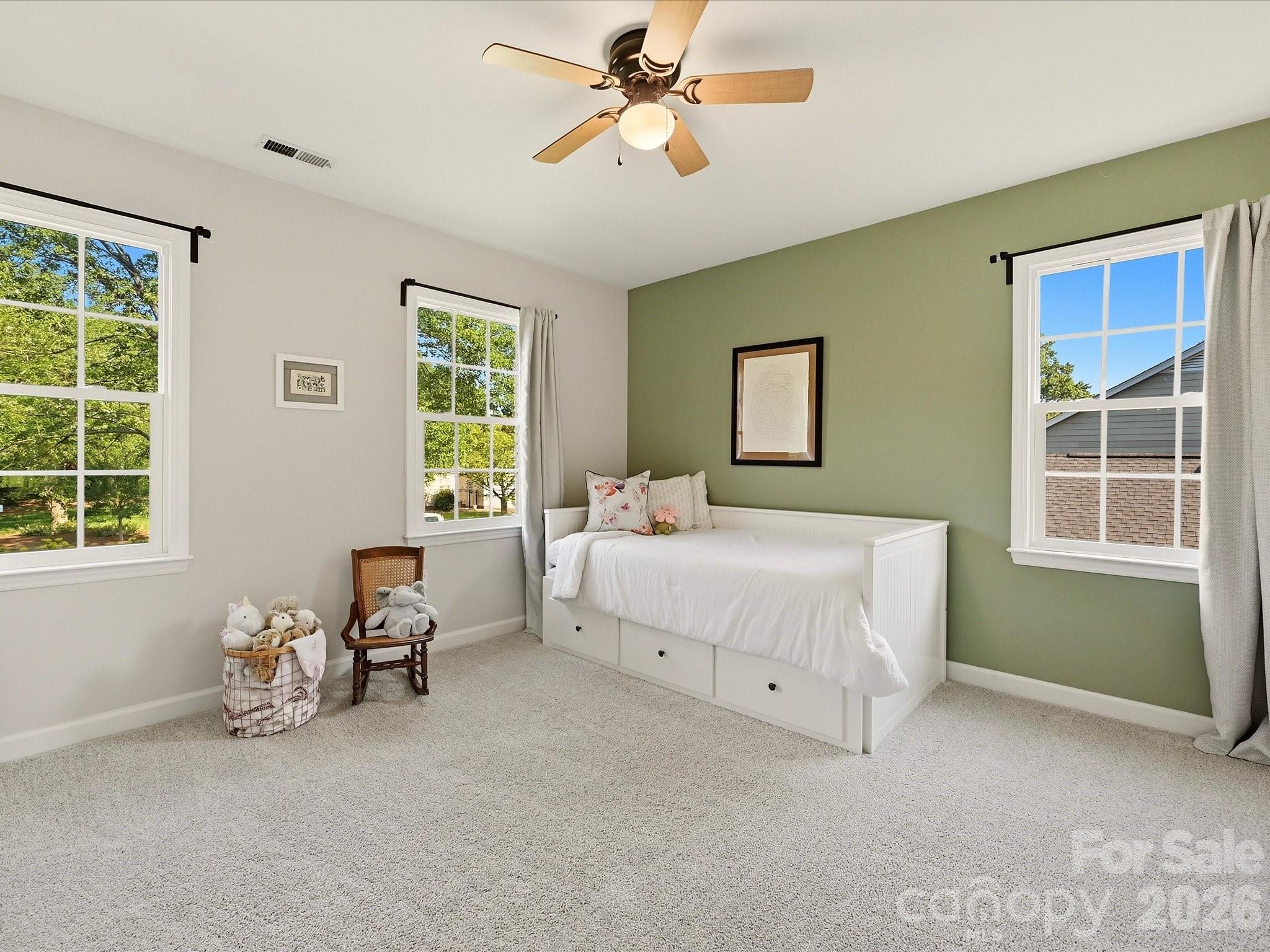 4638 DEANSCROFT Drive — Charlotte