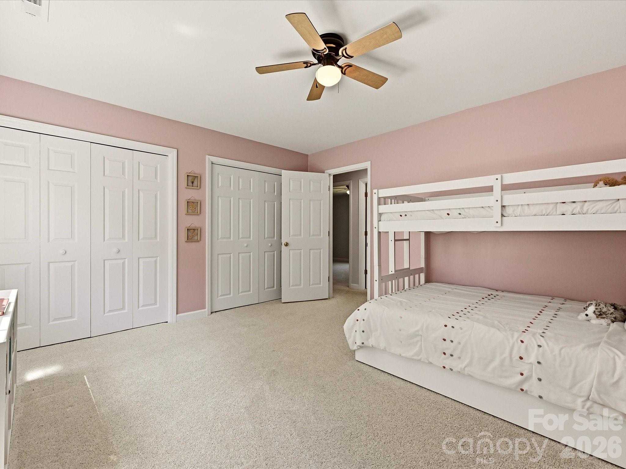 4638 DEANSCROFT Drive — Charlotte