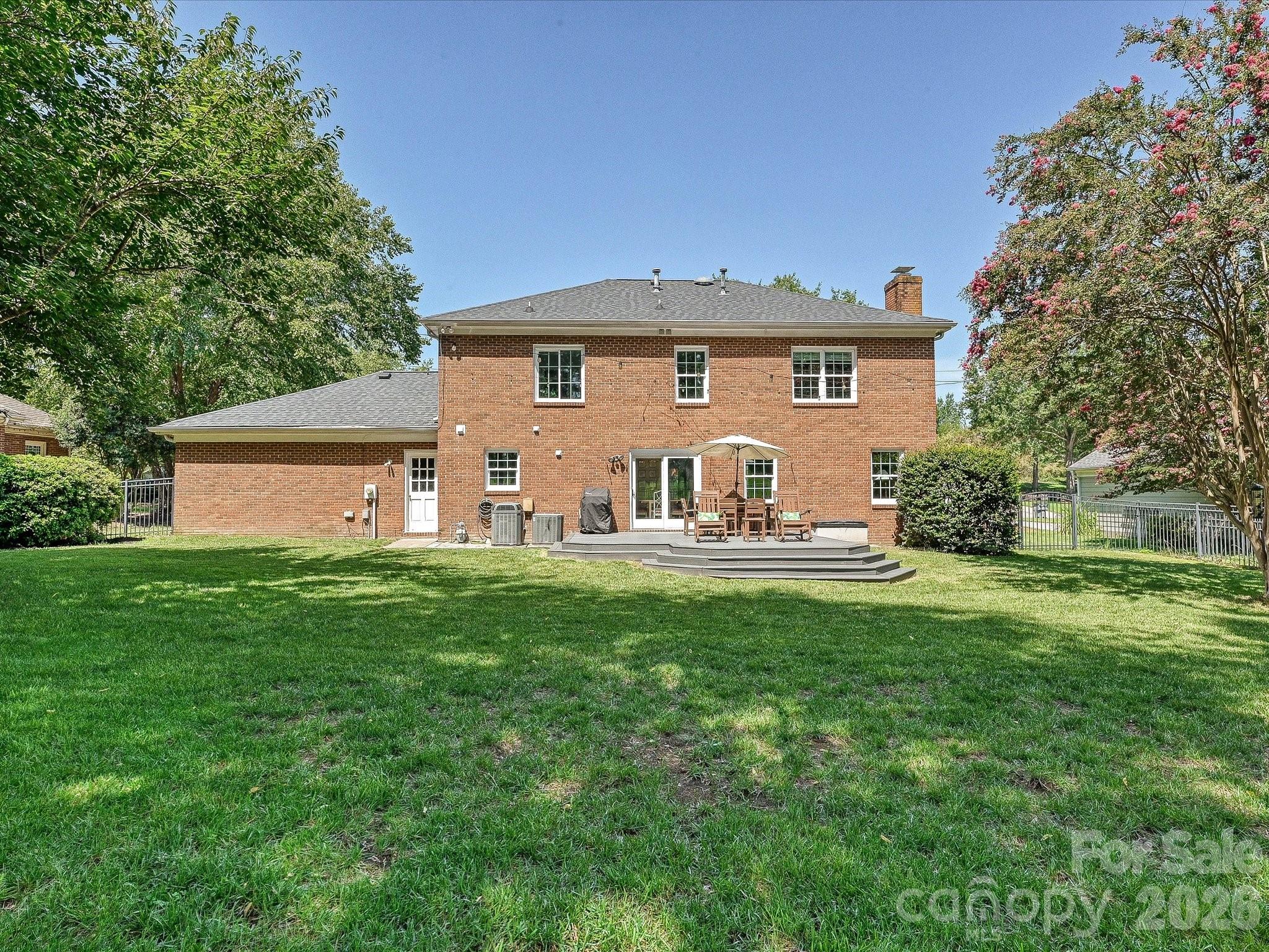 4638 DEANSCROFT Drive — Charlotte