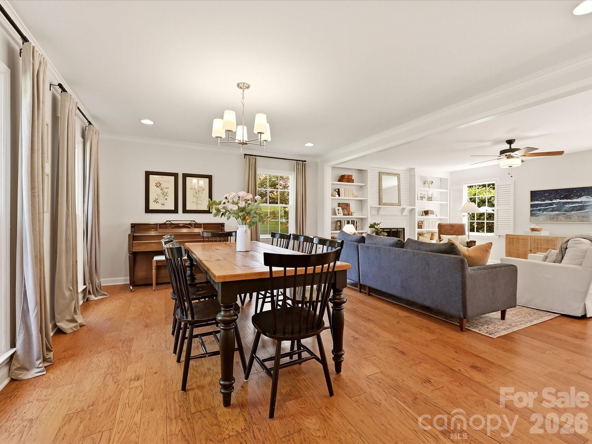 4638 DEANSCROFT Drive — Charlotte