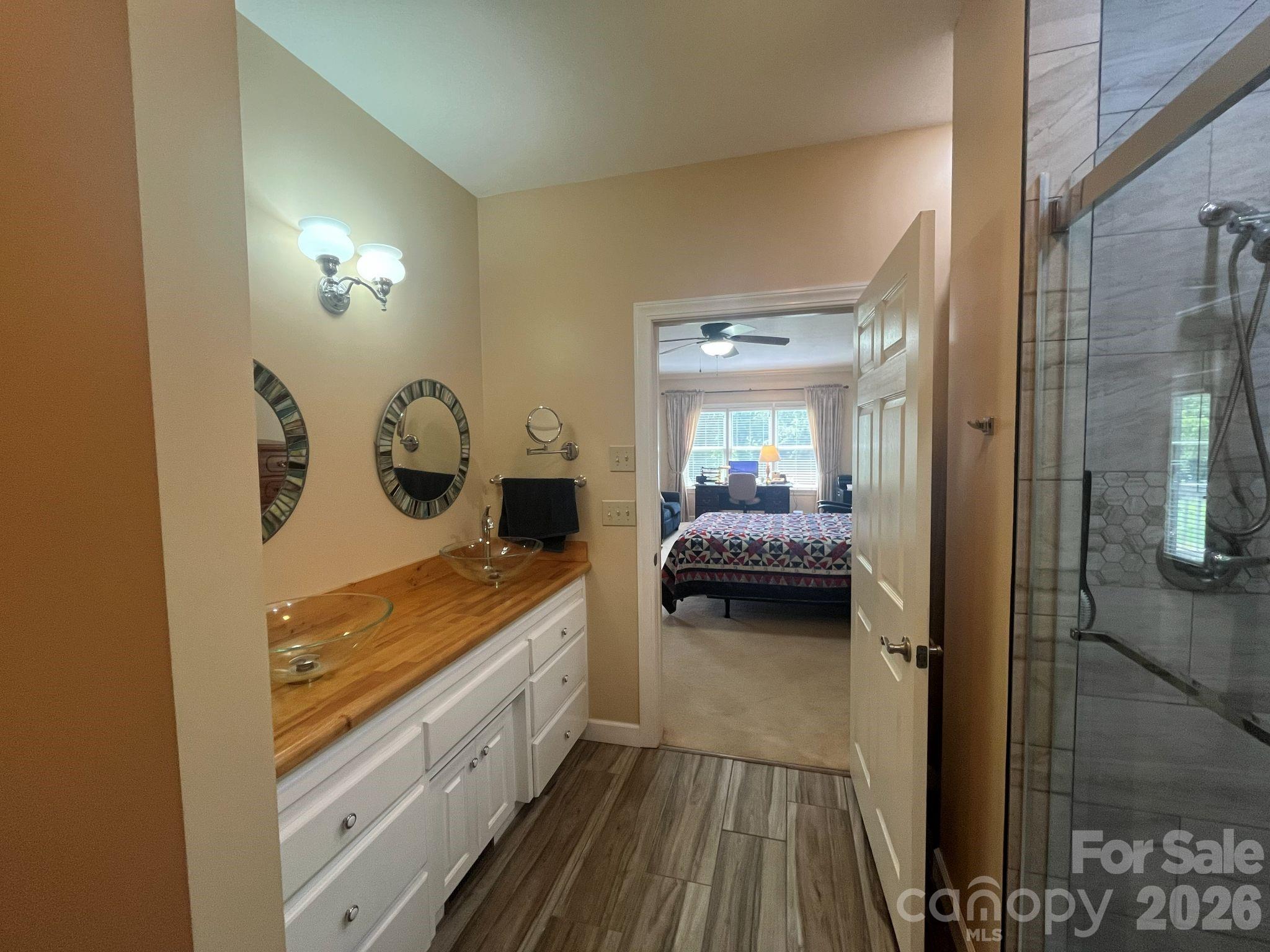 150 Holly Springs Road — Hendersonville