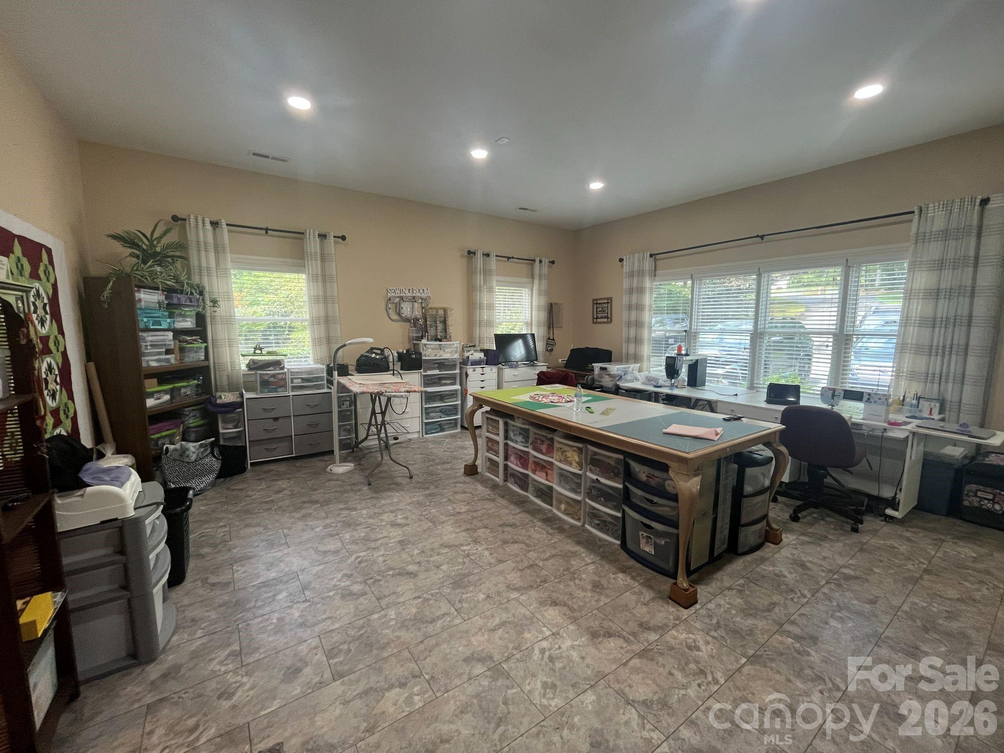 150 Holly Springs Road — Hendersonville