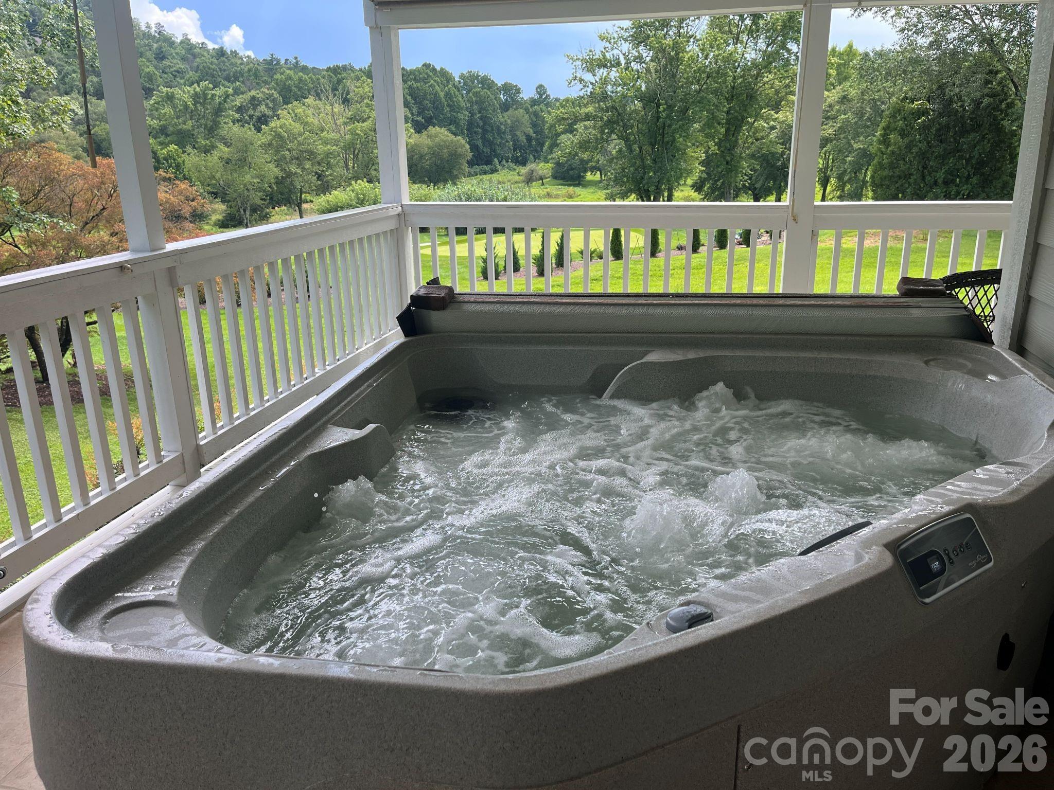 150 Holly Springs Road — Hendersonville