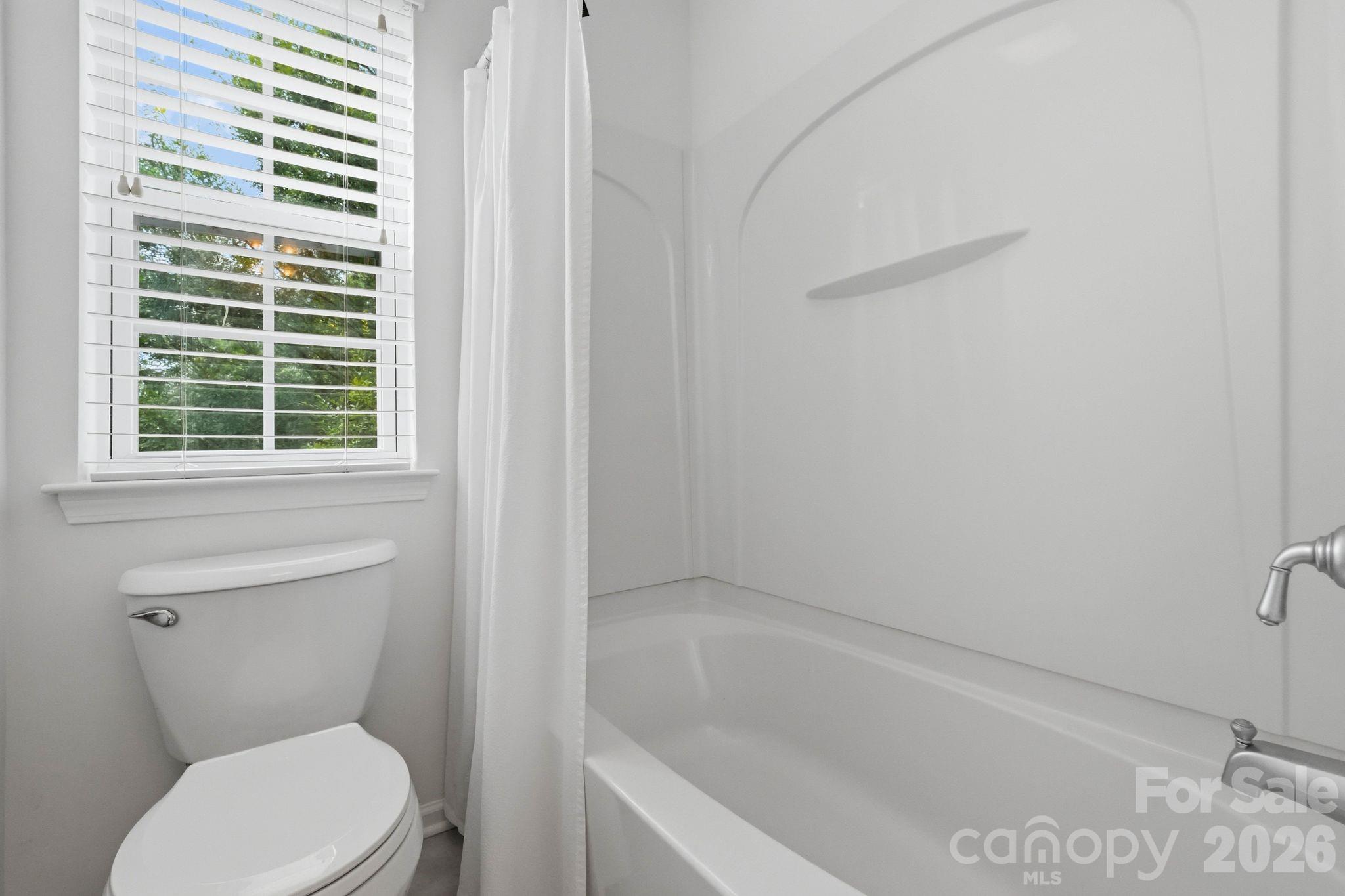 1001 Yellow Daisy Drive — Matthews