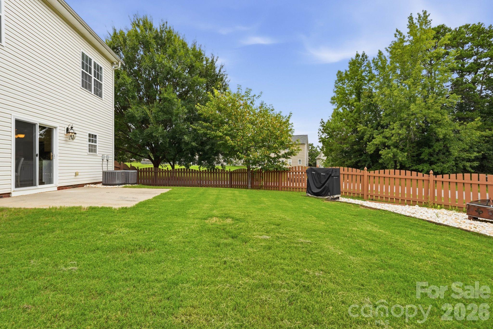 1001 Yellow Daisy Drive — Matthews