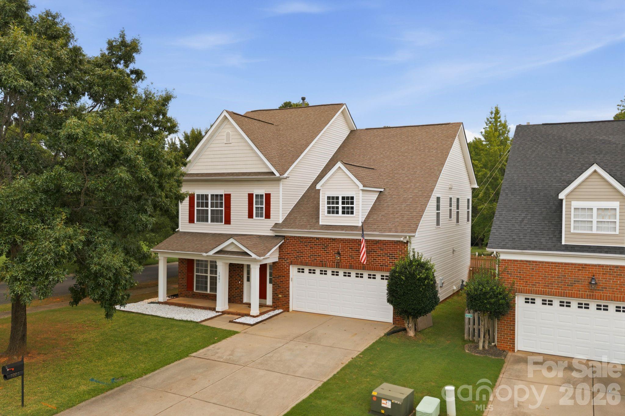 1001 Yellow Daisy Drive — Matthews
