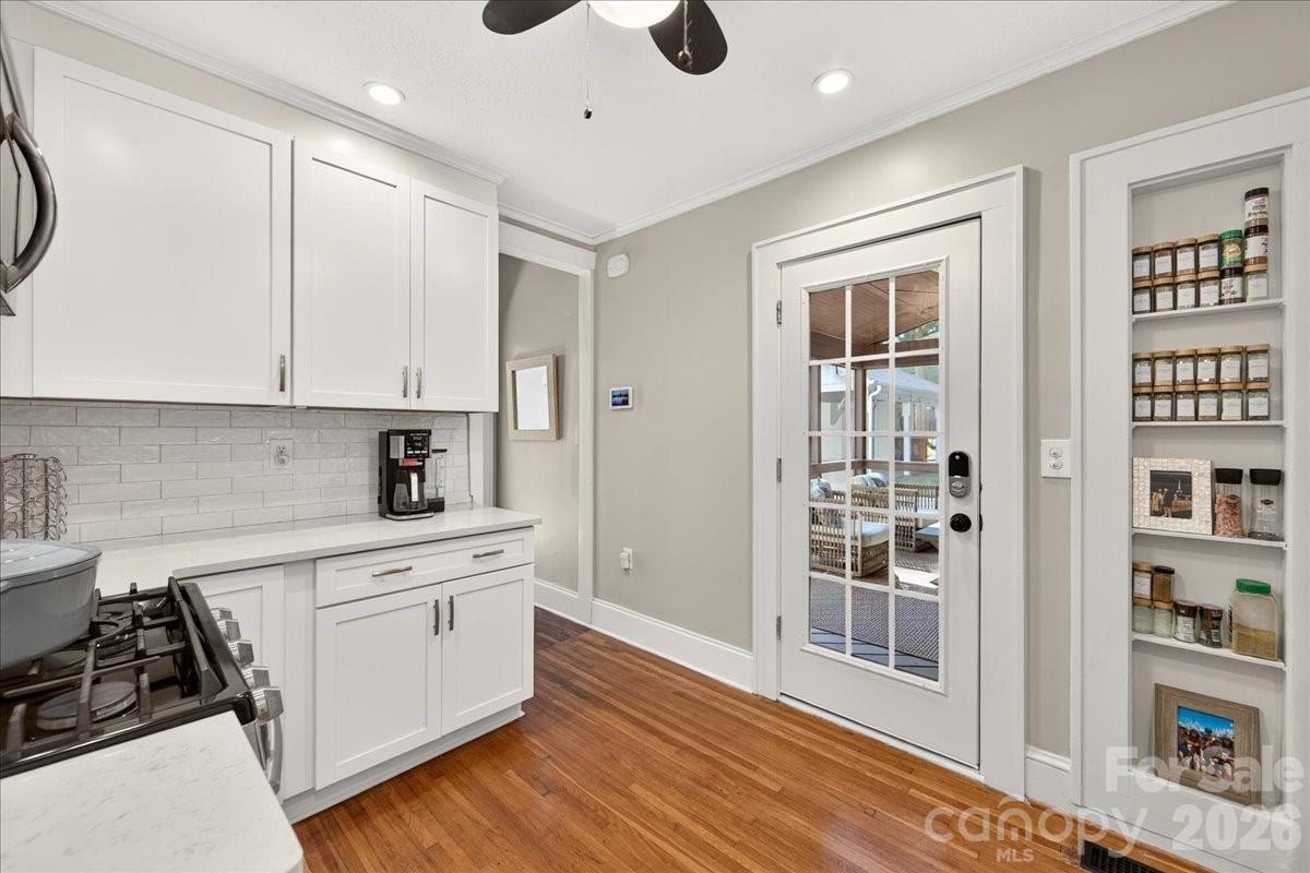 1717 Nassau Boulevard — Charlotte