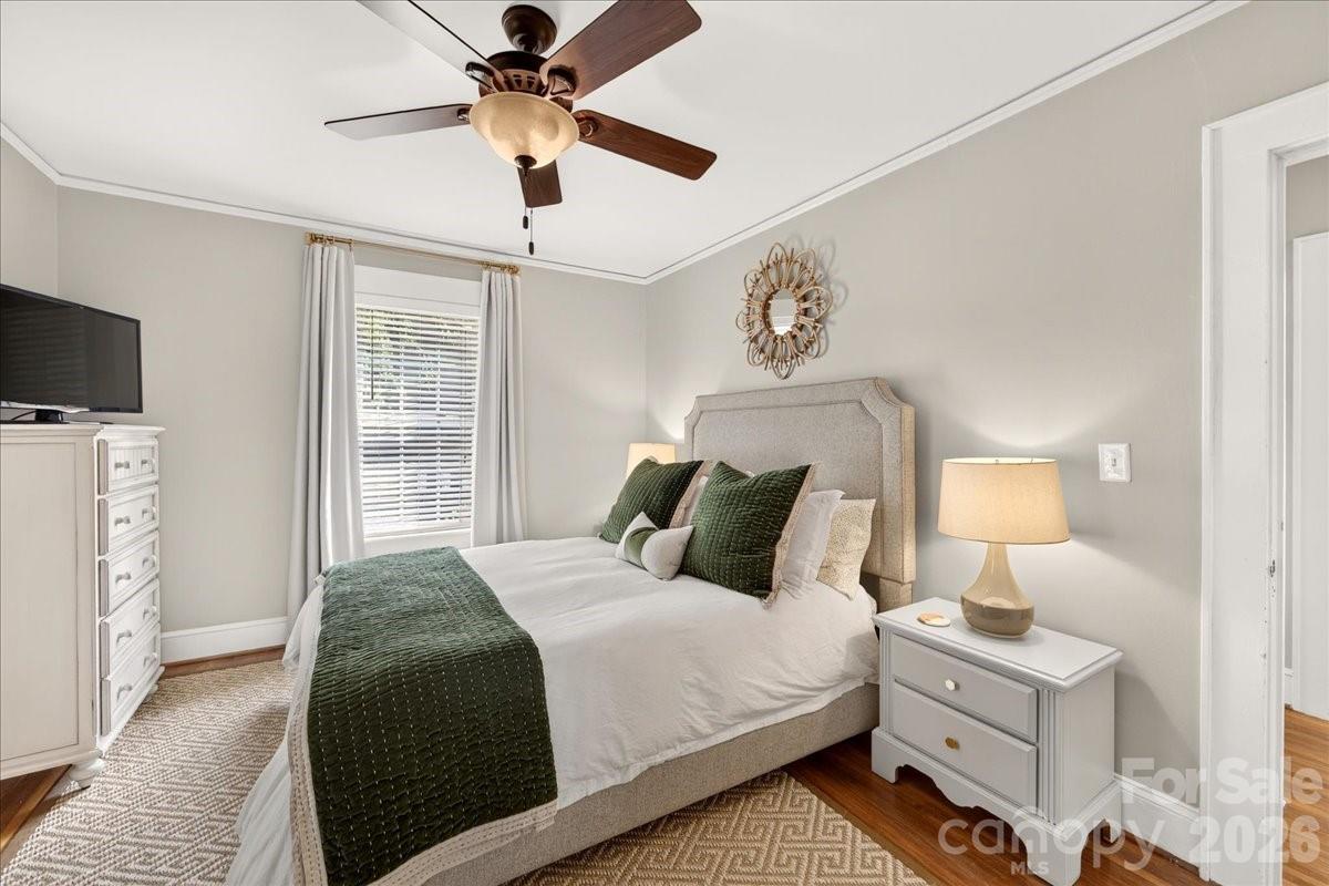 1717 Nassau Boulevard — Charlotte
